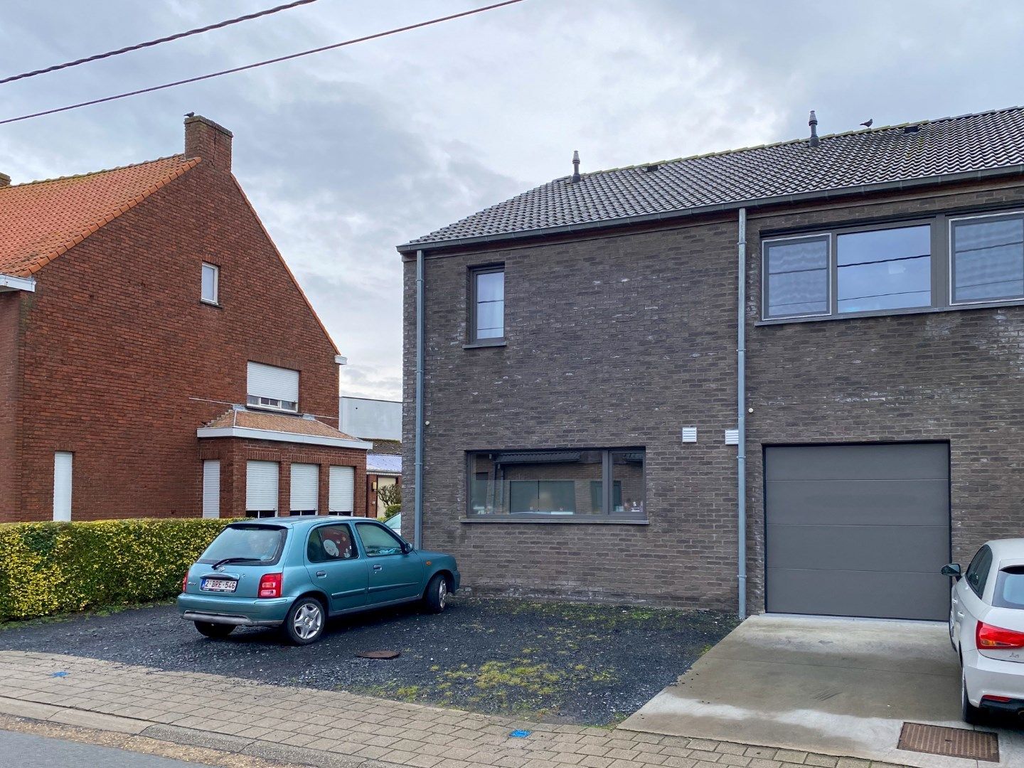 Recente woning met 3 slaapkamers, carport en tuin. foto 21