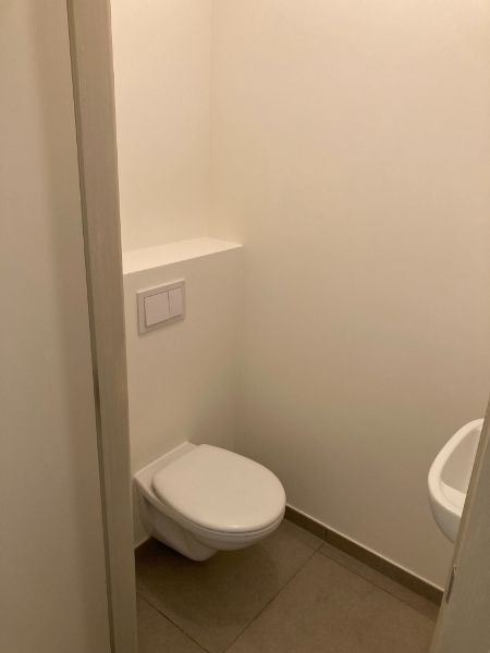 2 slaapkamer app met ruim terras en carport foto 19