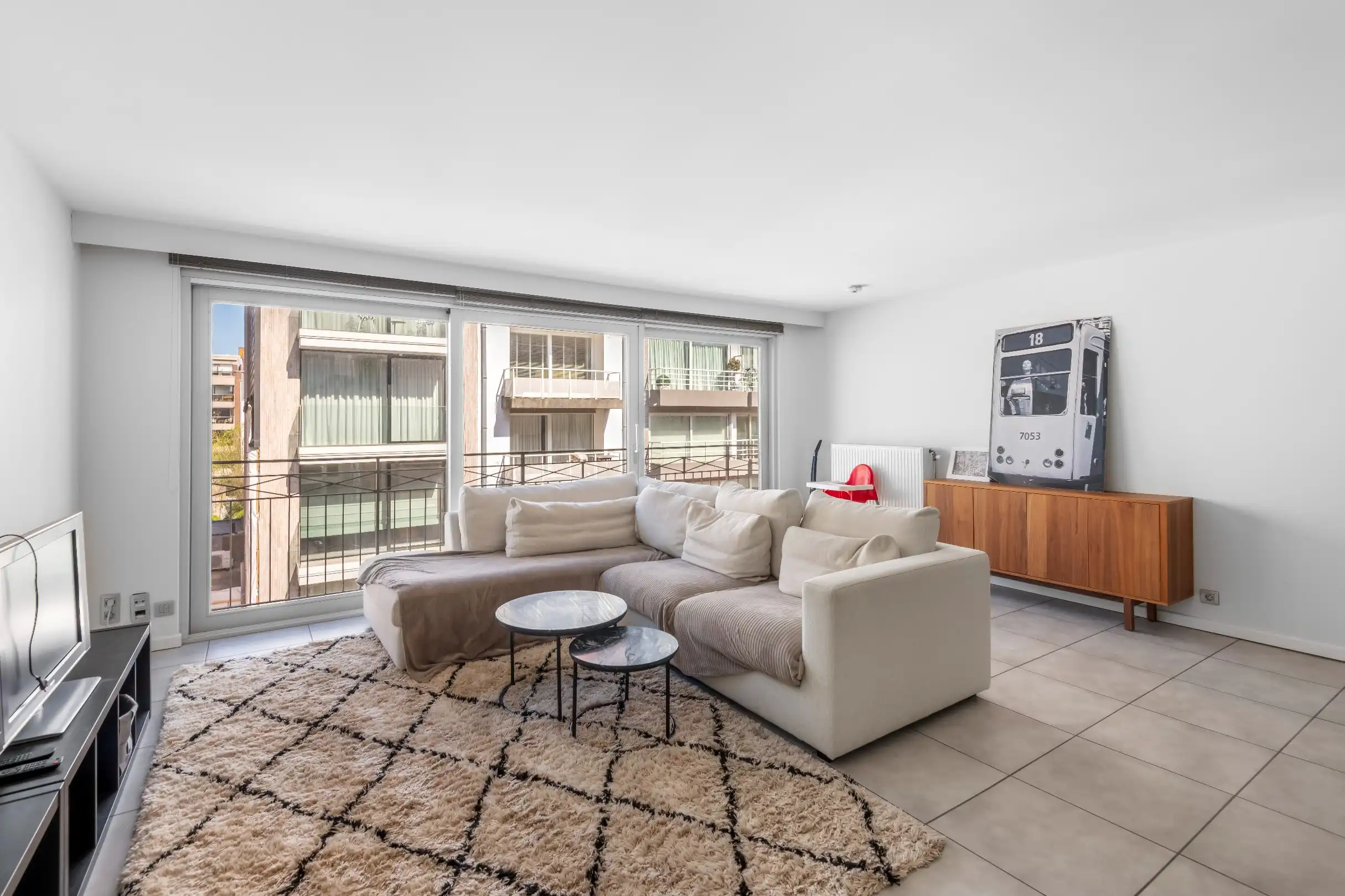 Mooi, instapklaar appartement gelegen vlakbij de Dumortierlaan en de Zeedijk. Inpandige garage te koop ! foto {{pictureIndex}}