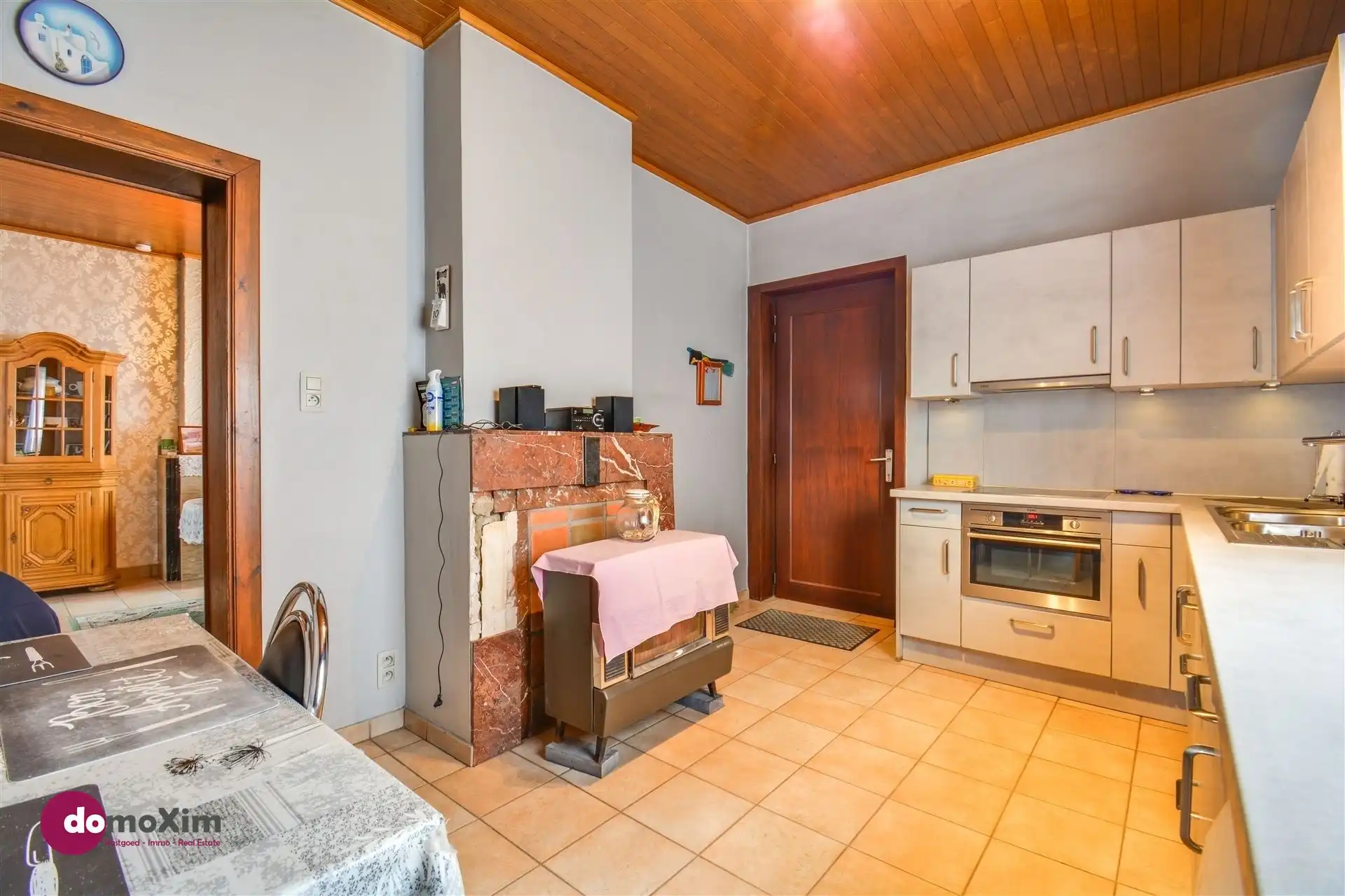 Gezinswoning met 3 slaapkamers en veel potentieel nabij het centrum van Boortmeerbeek foto 8