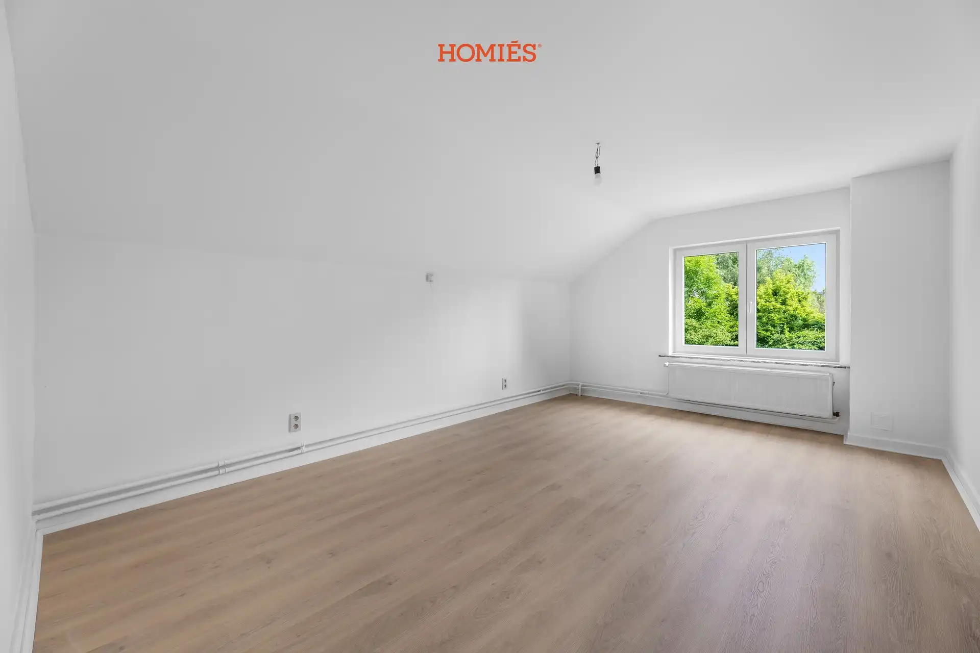 Karaktervolle gerenoveerde woning met 4 slaapkamers foto 14