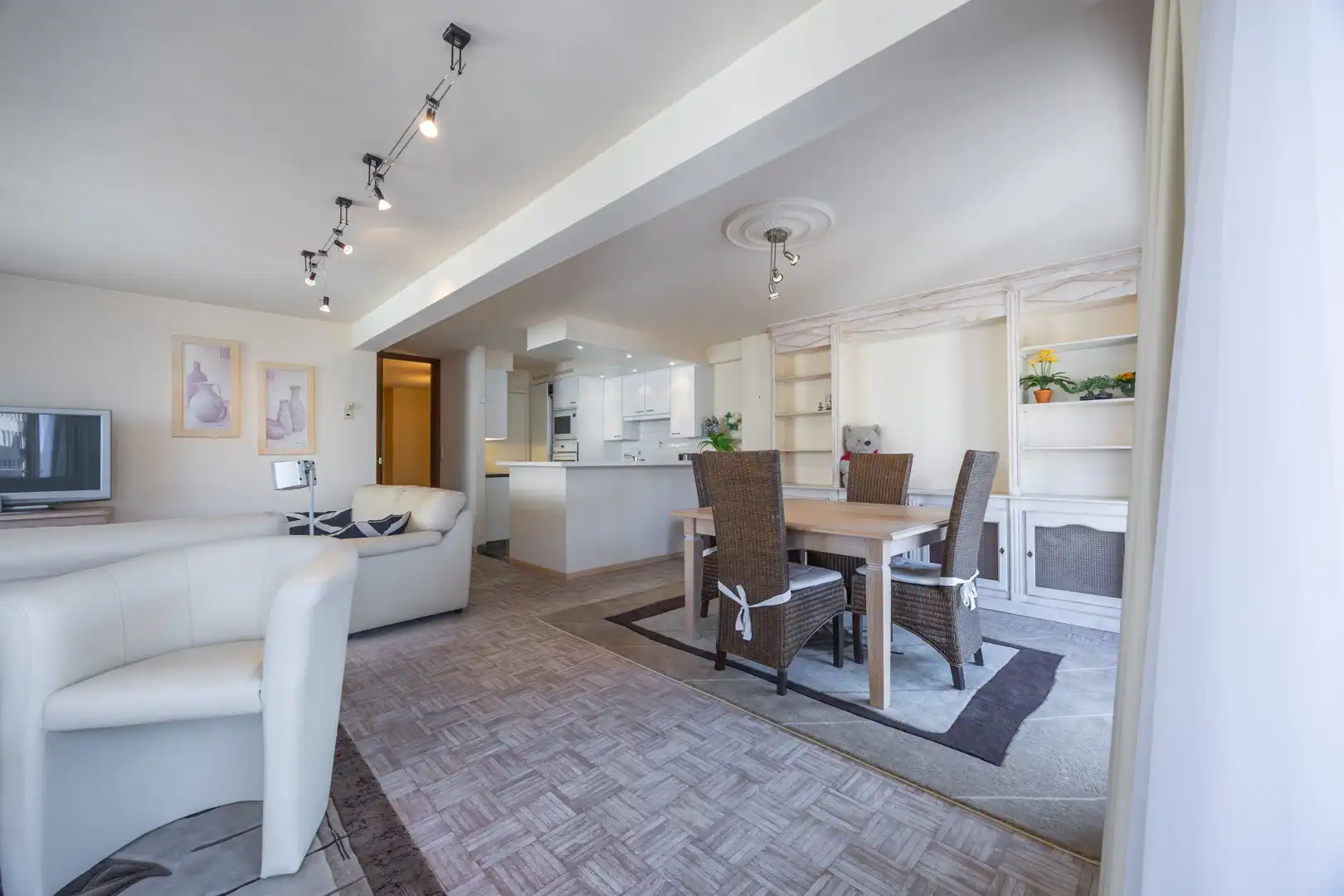 Appartement te koop foto 9