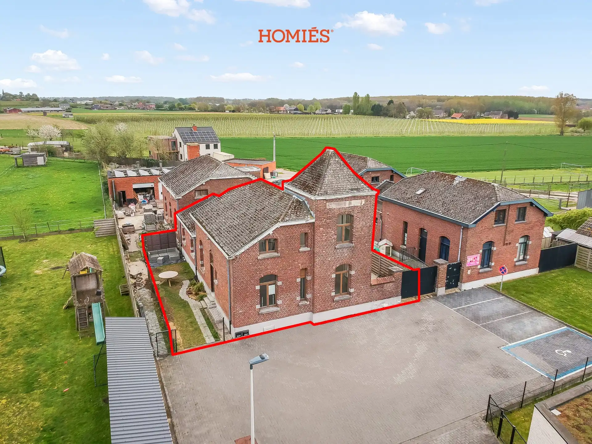 Karaktervol renovatieproject met potentieel foto 21