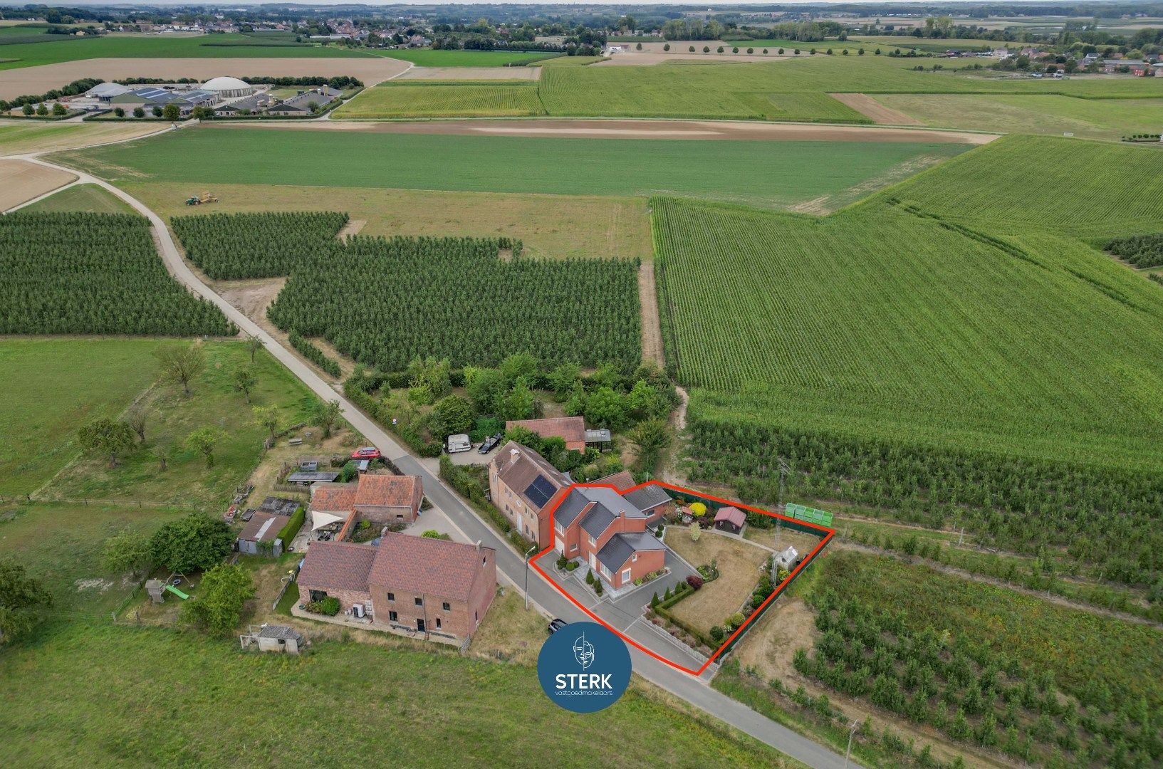 GOED ONDERHOUDEN WONING OP EEN UNIEKE LOCATIE TE VLIERMAALROOT !  foto {{pictureIndex}}