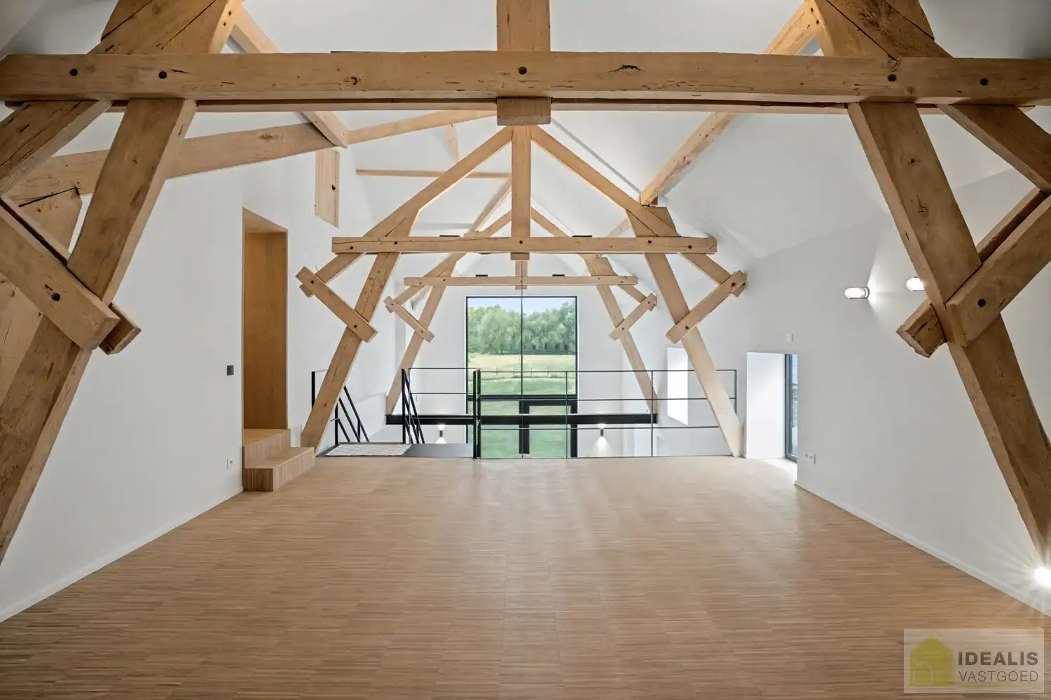 IDEALIS VASTGOED - EEN BIJZONDER HUIS, EEN BIJZONDERE LOCATIE, EEN UNIEKE KANS OM TE WONEN IN EEN AUTHENTIEK LANDHUIS MET EEN PRACHTIGE INRICHTING EN EEN HOOGWAARDDIGE AFWERKINGSGRAAD! foto 41