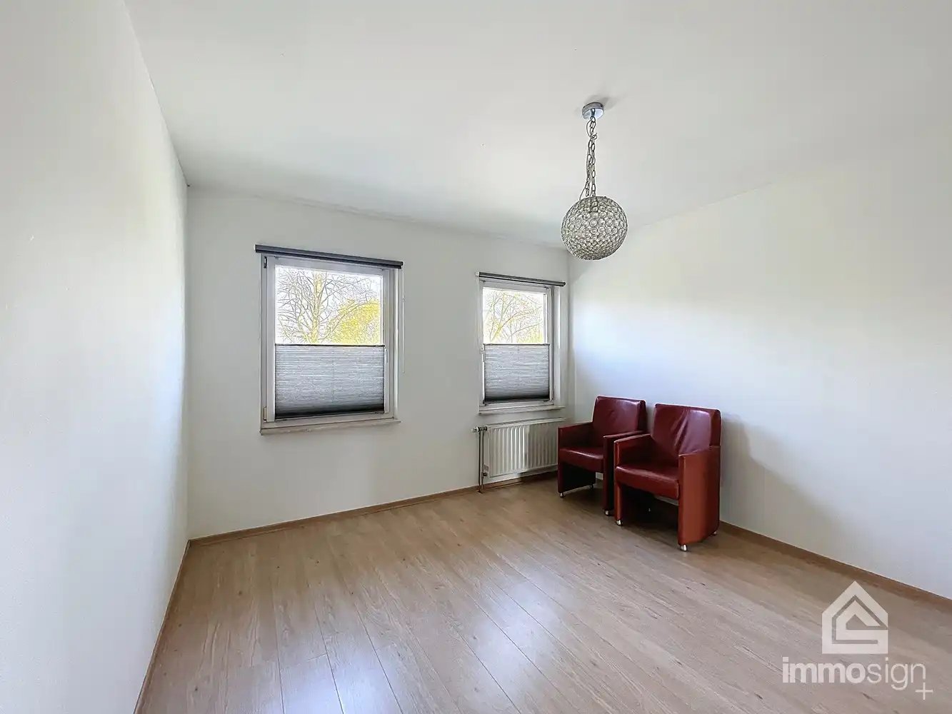 Instapklare gezinswoning in een uitzonderlijk rustige omgeving te Molenbeersel foto 20