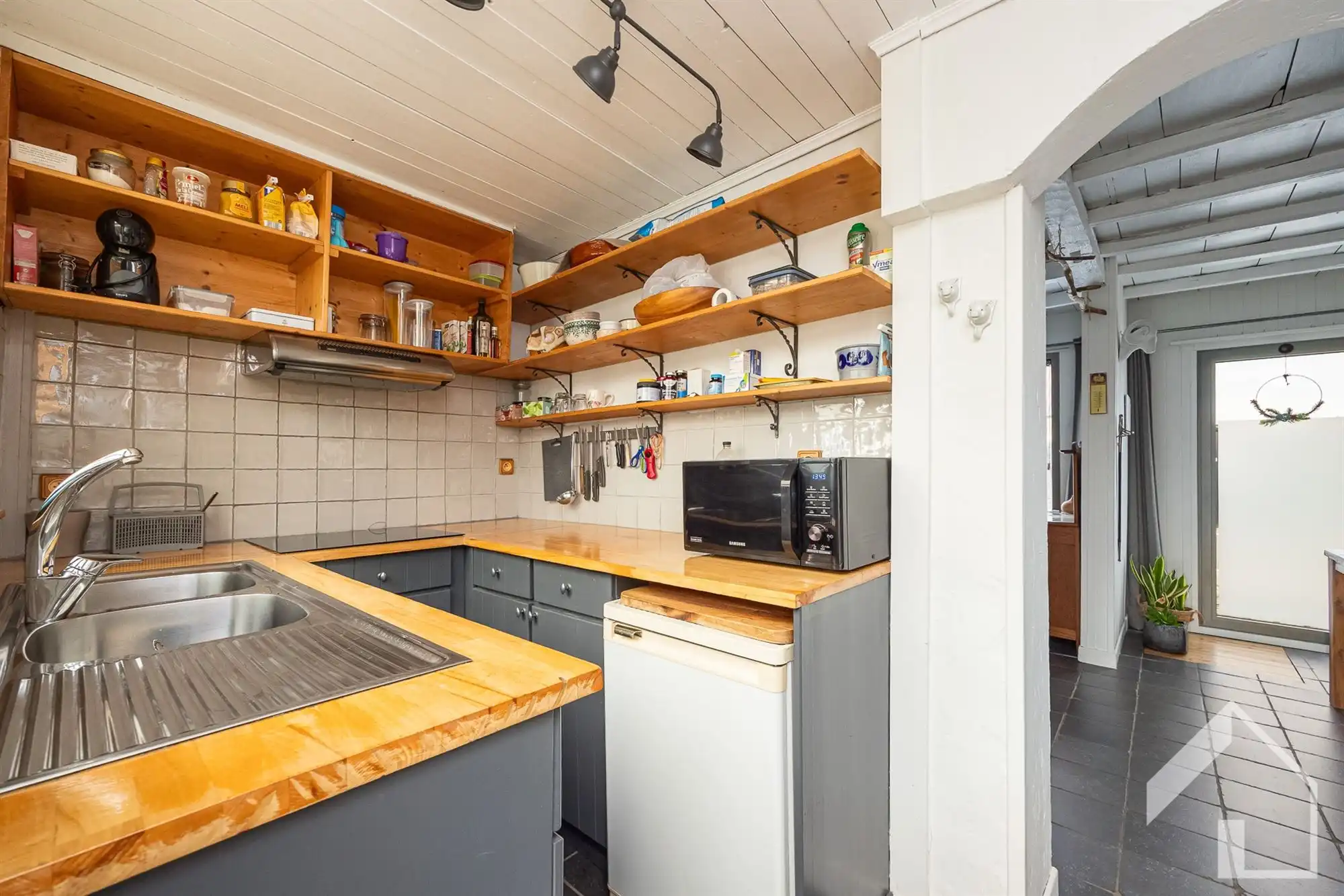 Gezellige woning met 1 slaapkamer op een perceel van 1192m2 foto 9