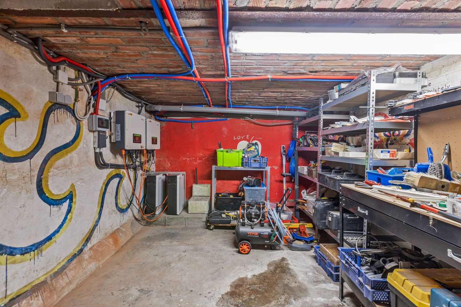 Grotendeels gerenoveerde woning met 5 slaapkamers! foto 38
