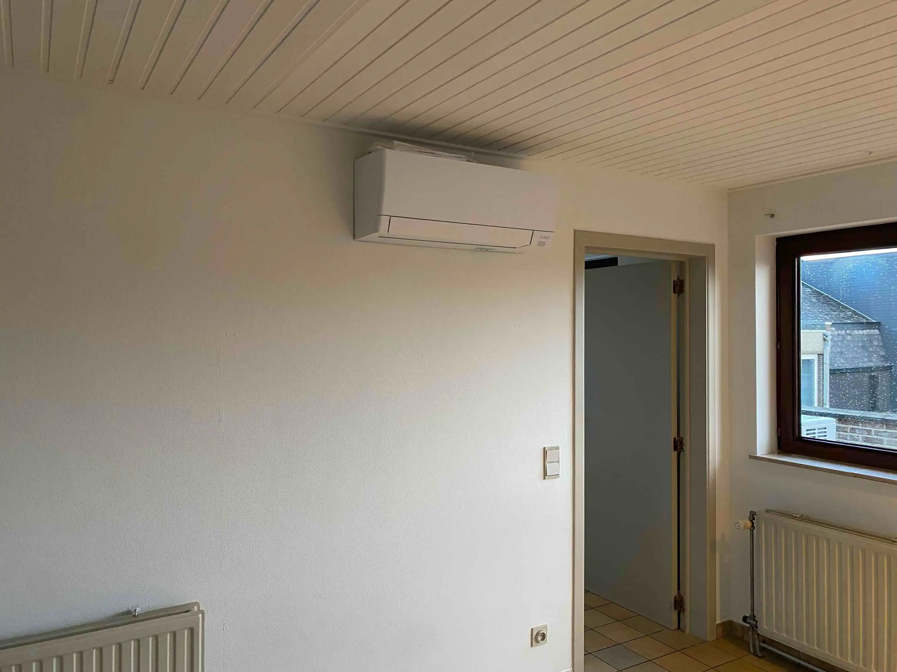 Mooi centraal gelegen appartement met ruim terras op de derde verdieping foto 5