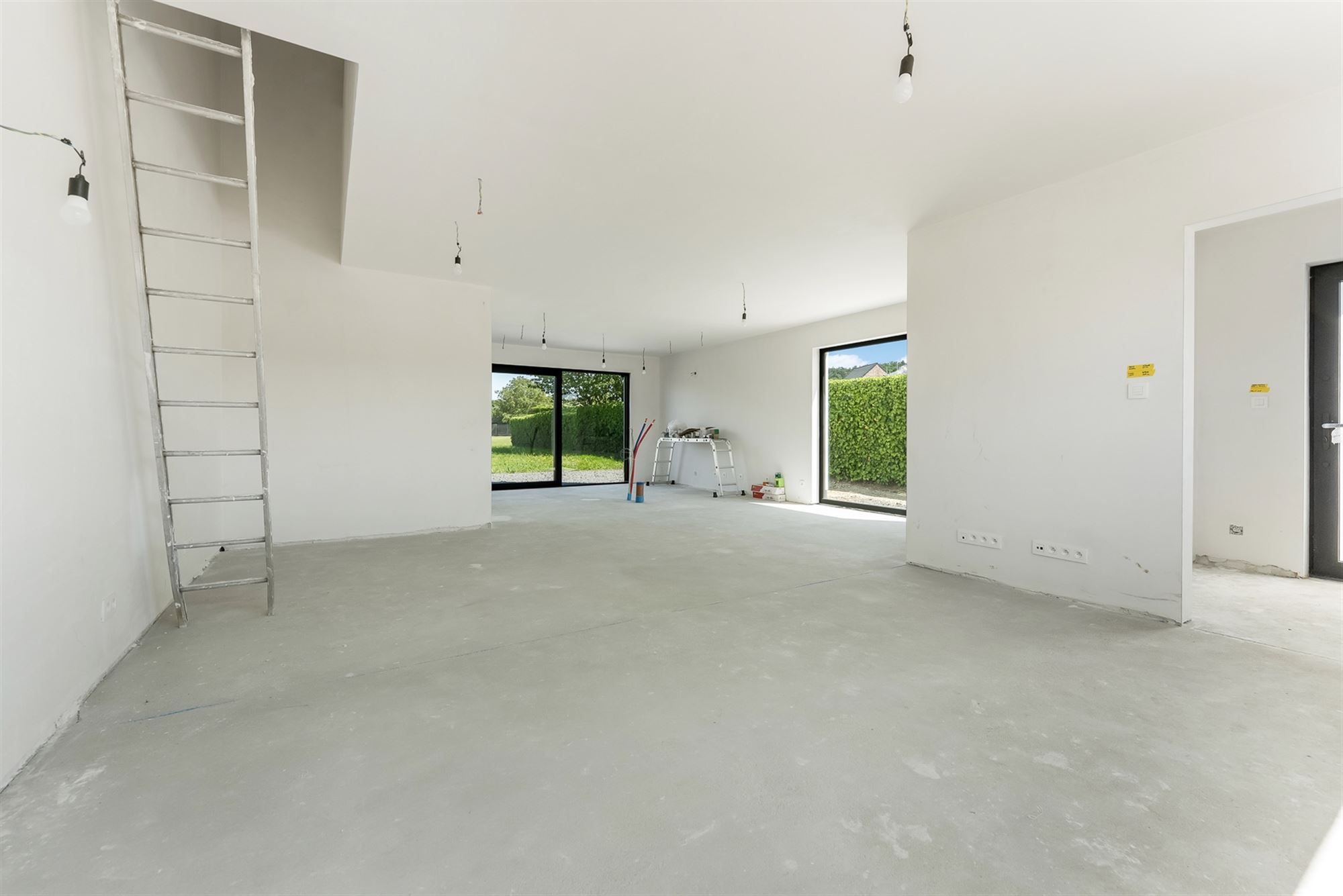KWALITATIEF EN ENERGIENEUTRALE WONING OP RUSTIG GELEGEN PERCEEL TE PAAL foto 8