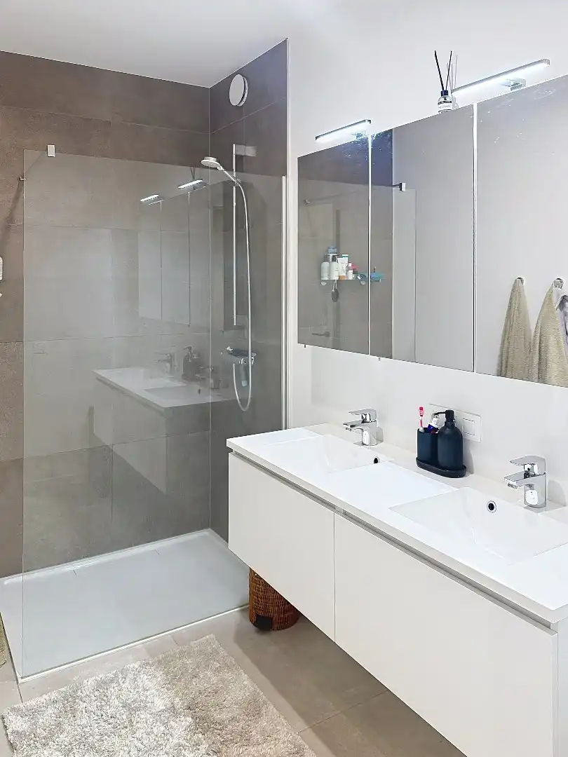 Te huur: ruim, luxueus appartement (111 m²) met groot terras foto 12