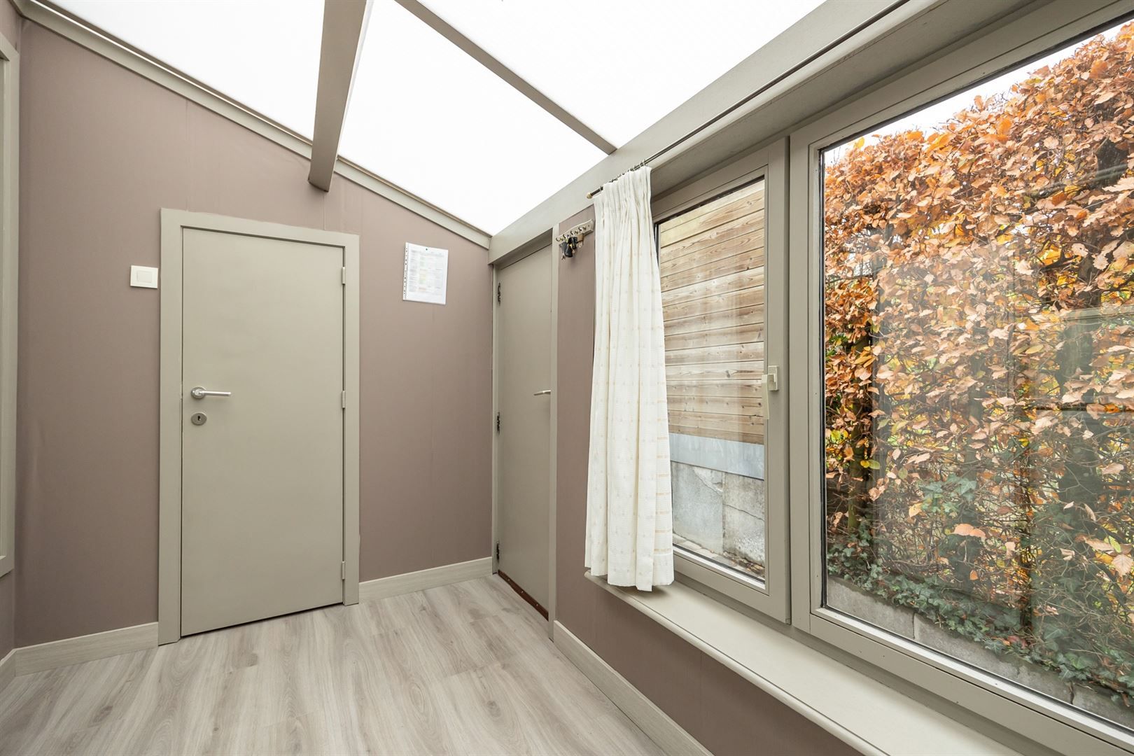 Knusse woning op den berg! Met tuin en garage! foto 7