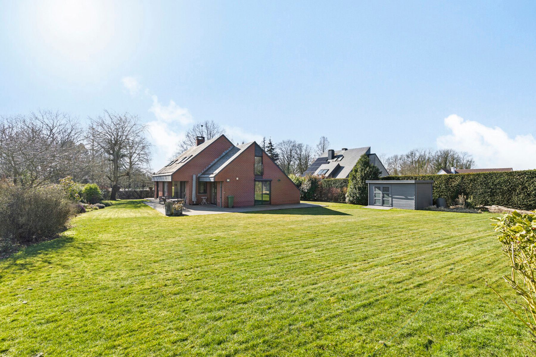 Tijdloze villa met 4 slaapkamers op 17a 30ca foto {{pictureIndex}}