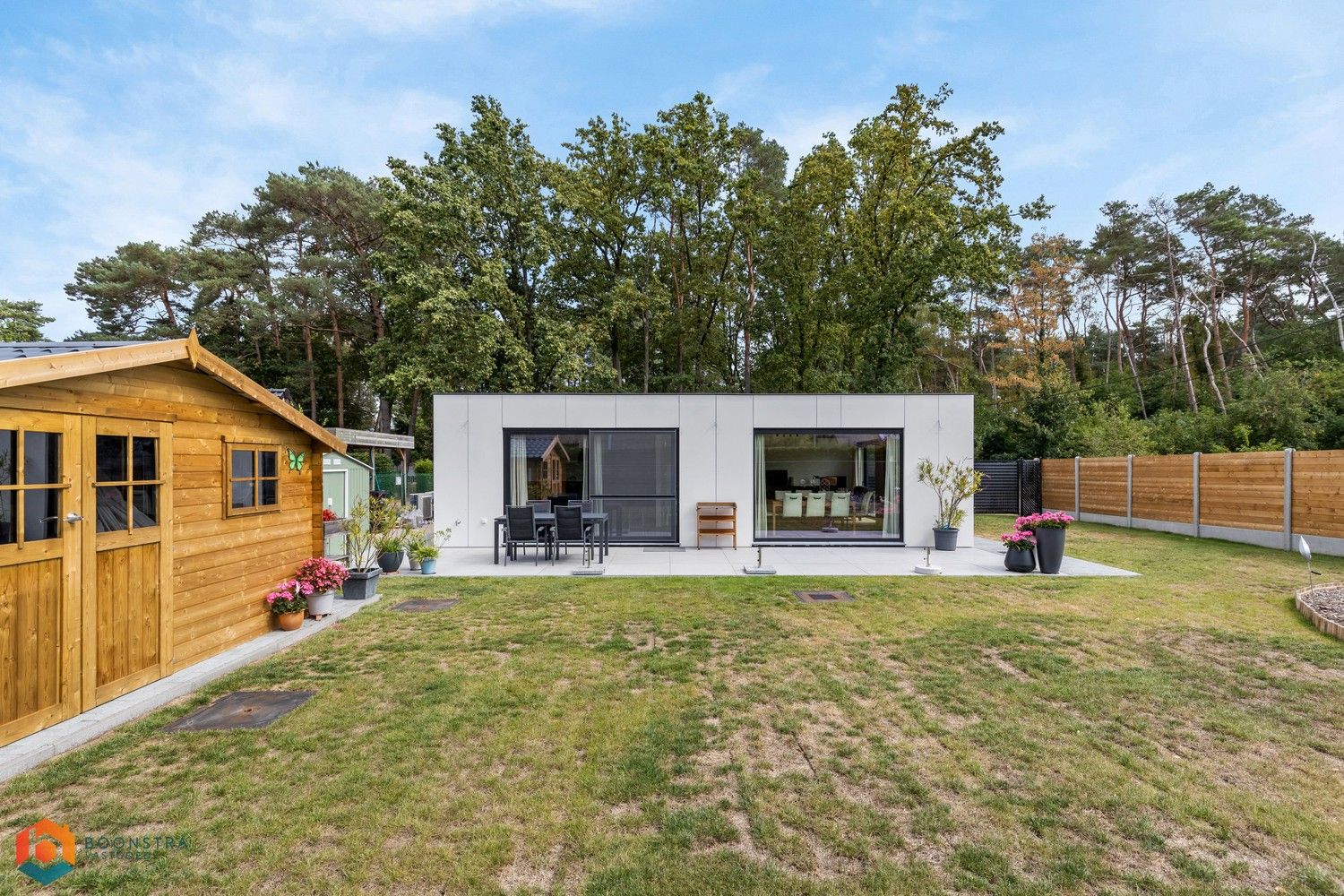 Energiezuinige laagbouw met 3 slpkrs en leuke tuin in Grasheide foto 8