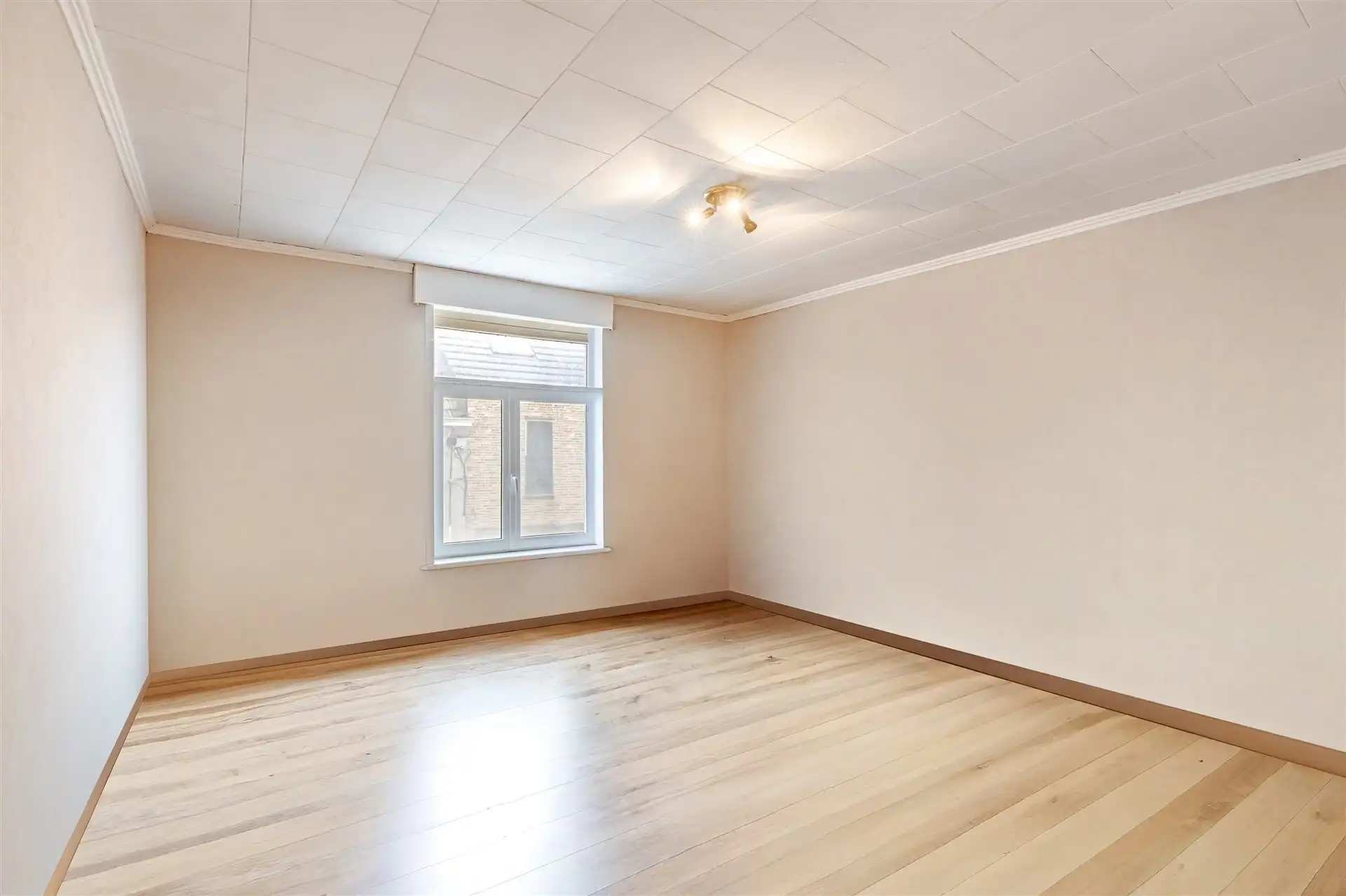 Goed gelegen, deels, te renoveren woning, centrum Asper(Gavere) foto 21