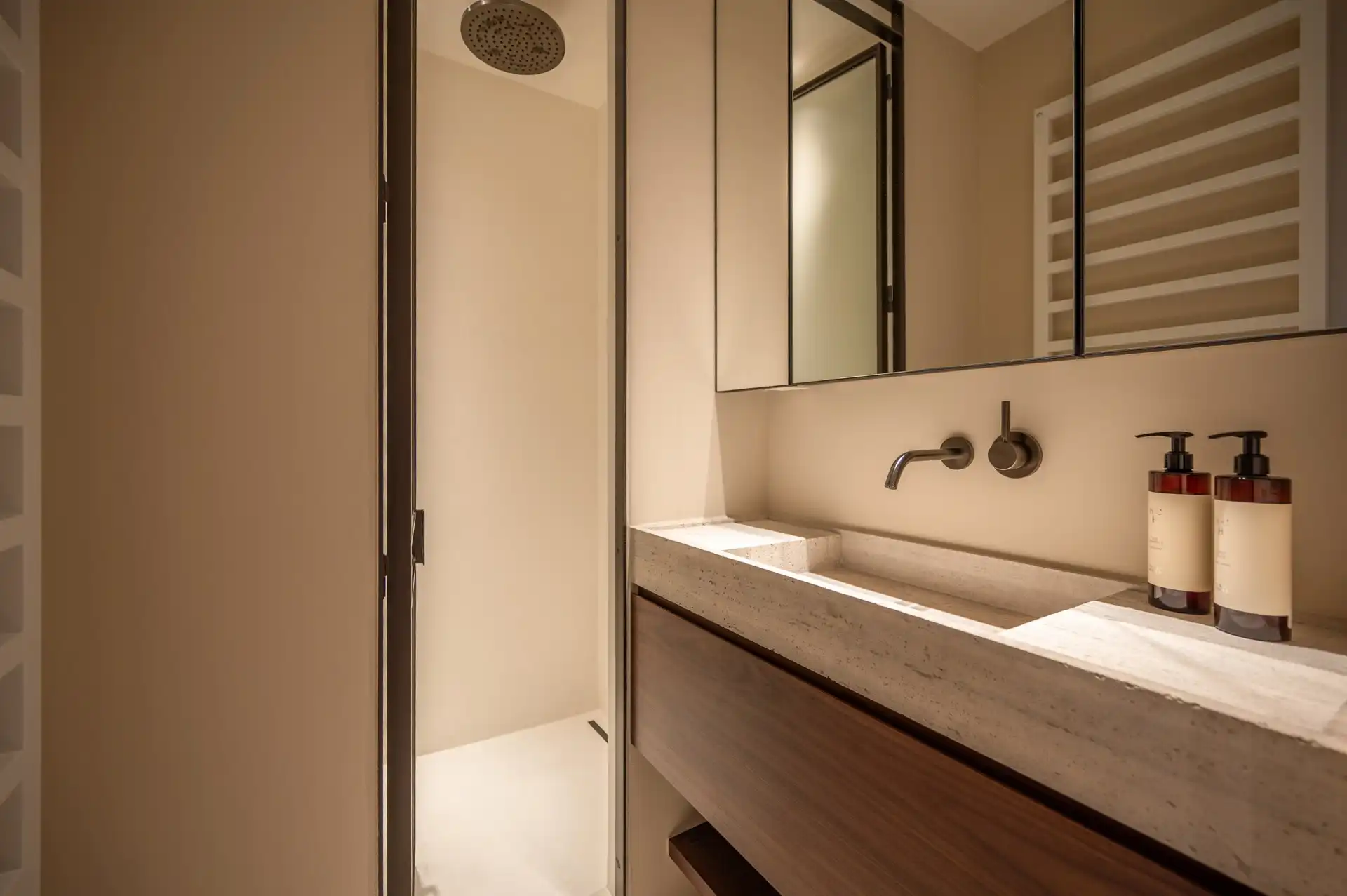 Exclusief nieuwbouwappartement met frontaal zeezicht en royale terrassen nabij het Alberplein foto 22