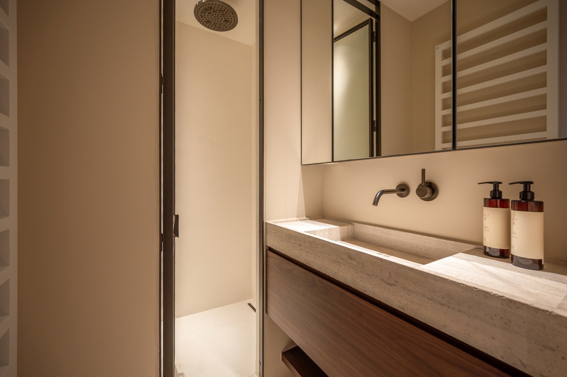 Exclusief nieuwbouwappartement met frontaal zeezicht en royale terrassen nabij het Alberplein foto 22