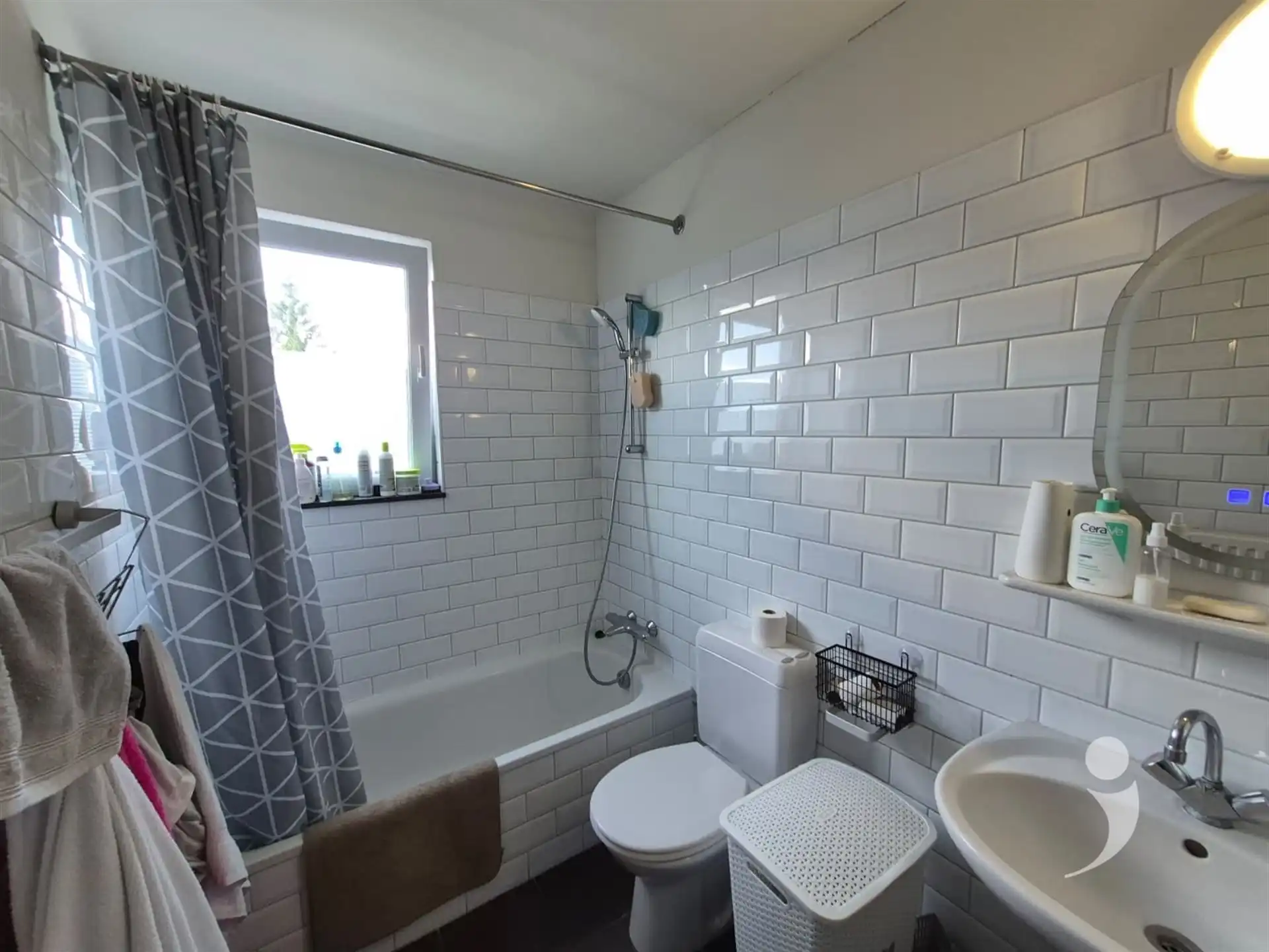 gelijkvloers appartement met tuintje foto 8