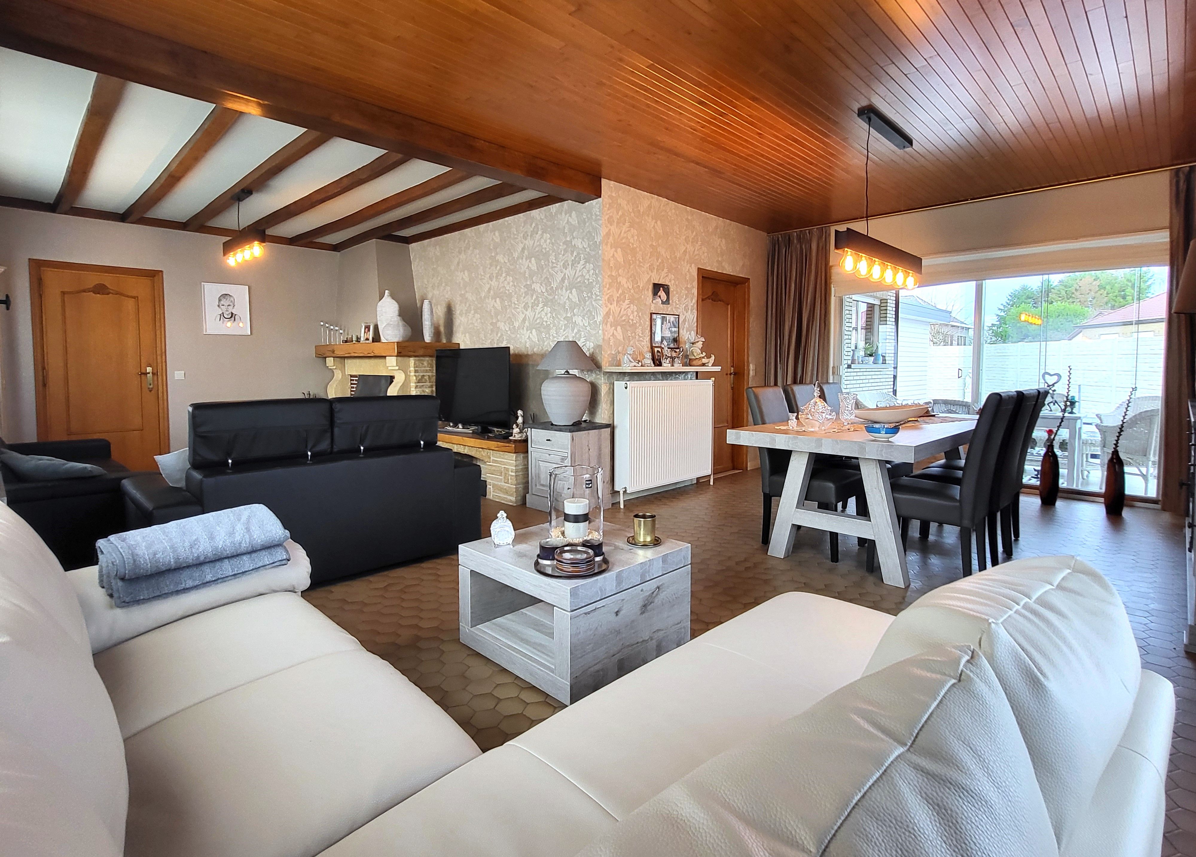 Instapklare villa op een perceel van 648 m² met dubbele garage, veranda en tuin.  foto 14