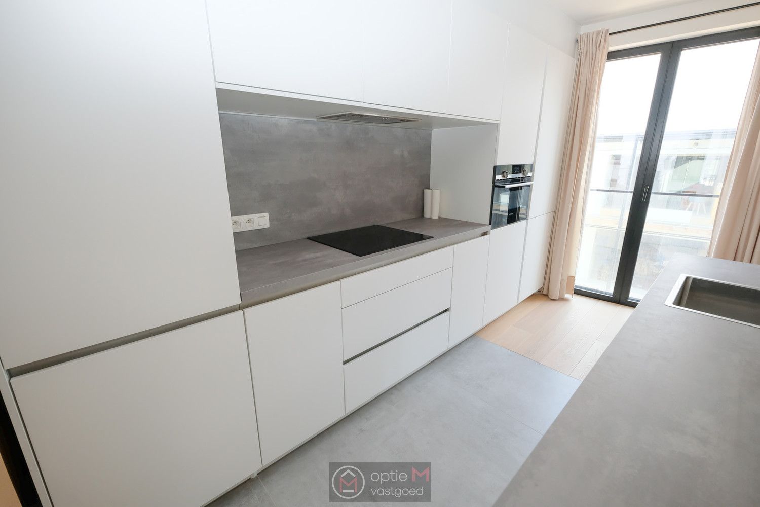 Energiezuinig recent appartement (2019) met luxueuze afwerking foto {{pictureIndex}}