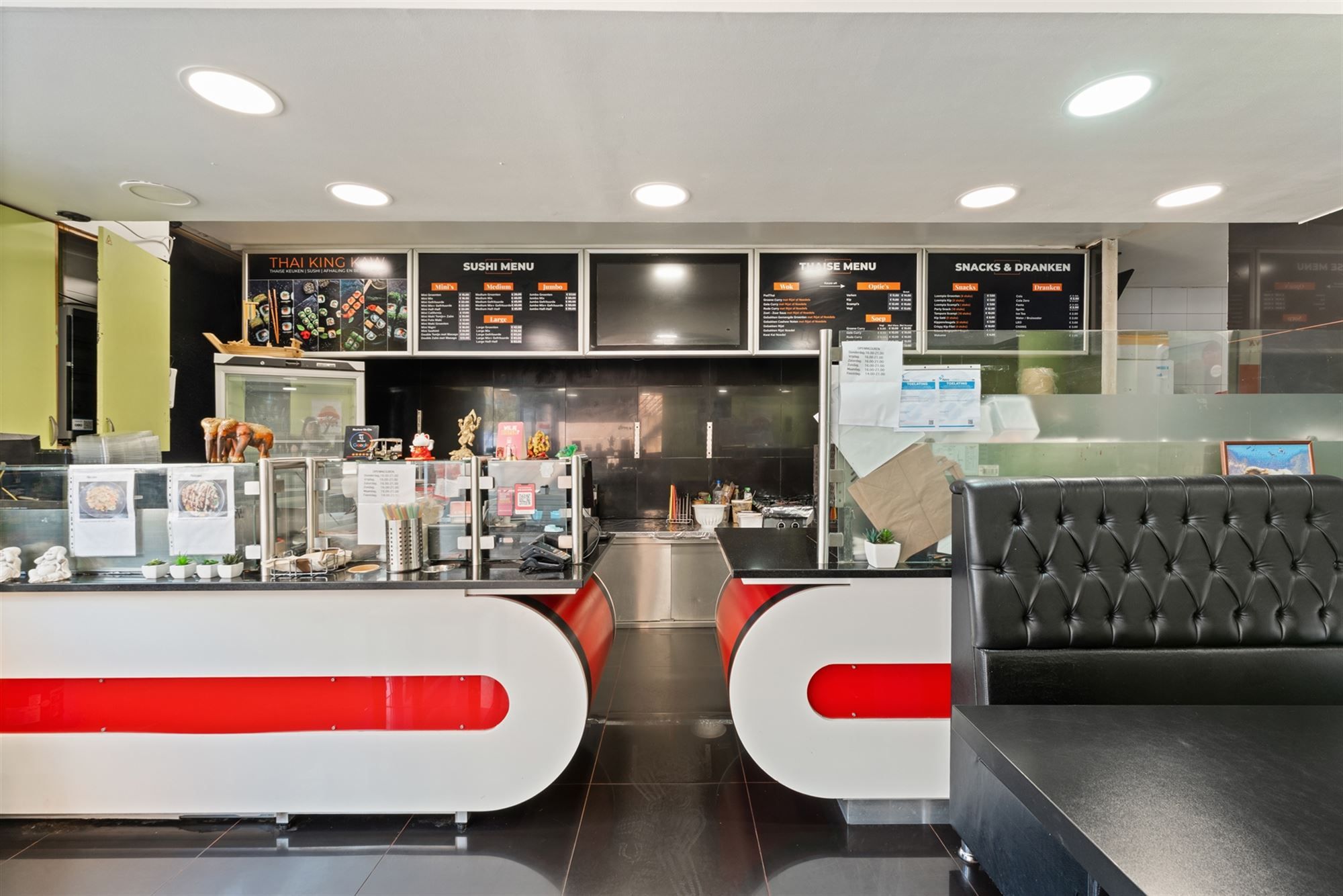 RUIM HANDELSPAND MET GOEDE VISIBILITEIT IN KOERSEL CENTRUM foto 6