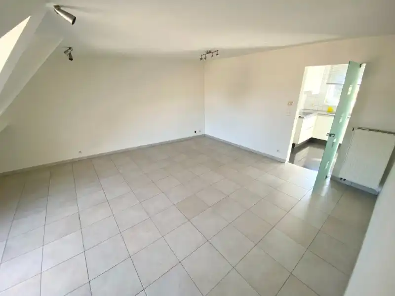 Dakappartement gunstig gelegen / nabijheid centrum Meerhout, met garage foto 3