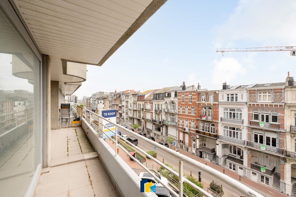 Ruim 2 slpk-appartement met zonnig terras foto 24
