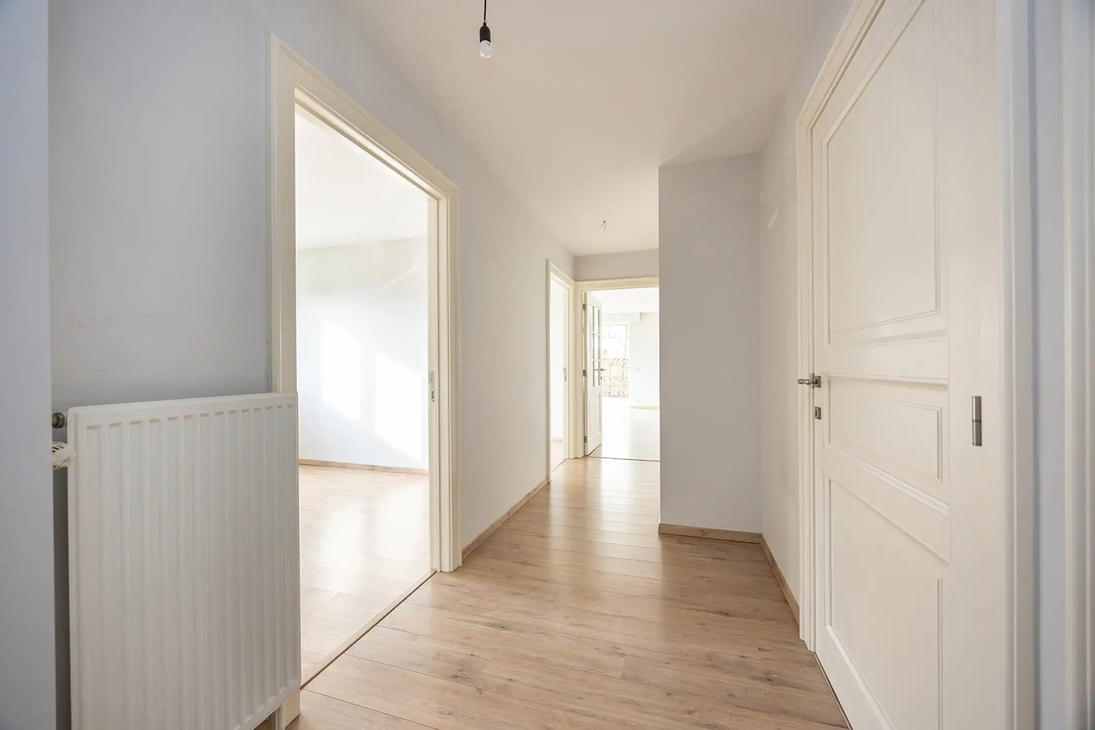 Glv 2-slaapkamer app met ruim terras en autostaanplaats. foto 10