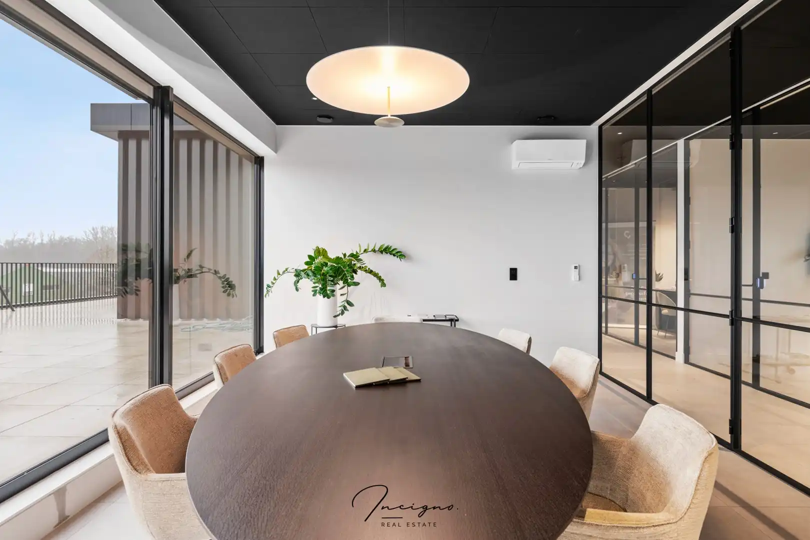 Kantoorgebouw foto 19