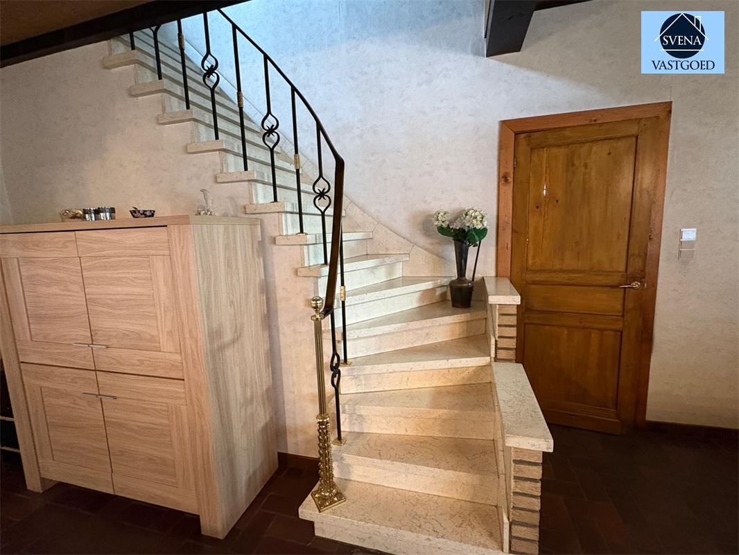 RUIME WONING MET TUIN EN WEILAND foto 3