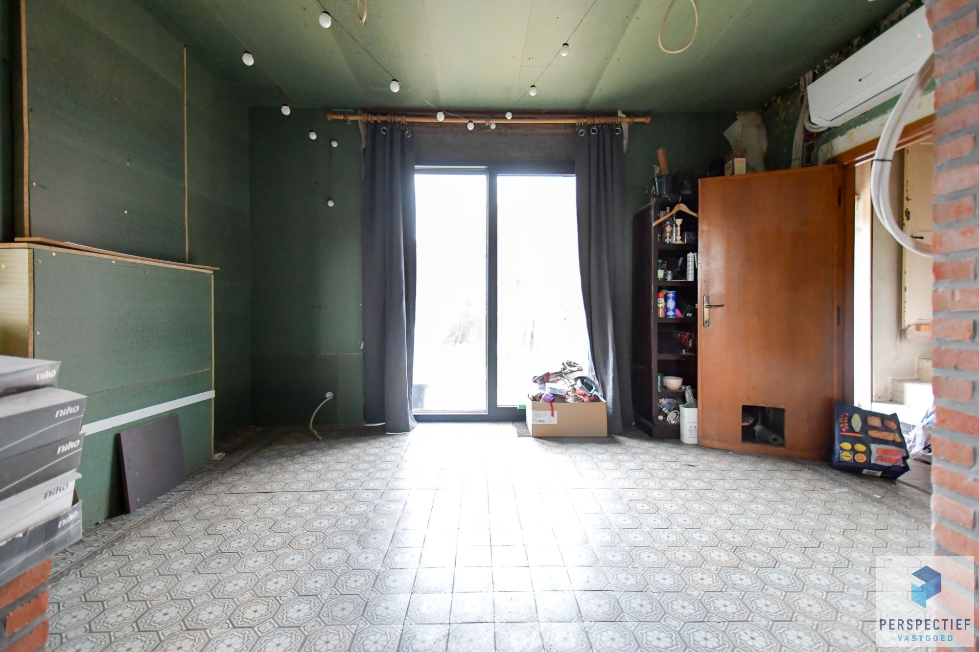 LANDELIJK gelegen woning met bijgebouw, stalling en WEILAND op 7.421 m² foto 8
