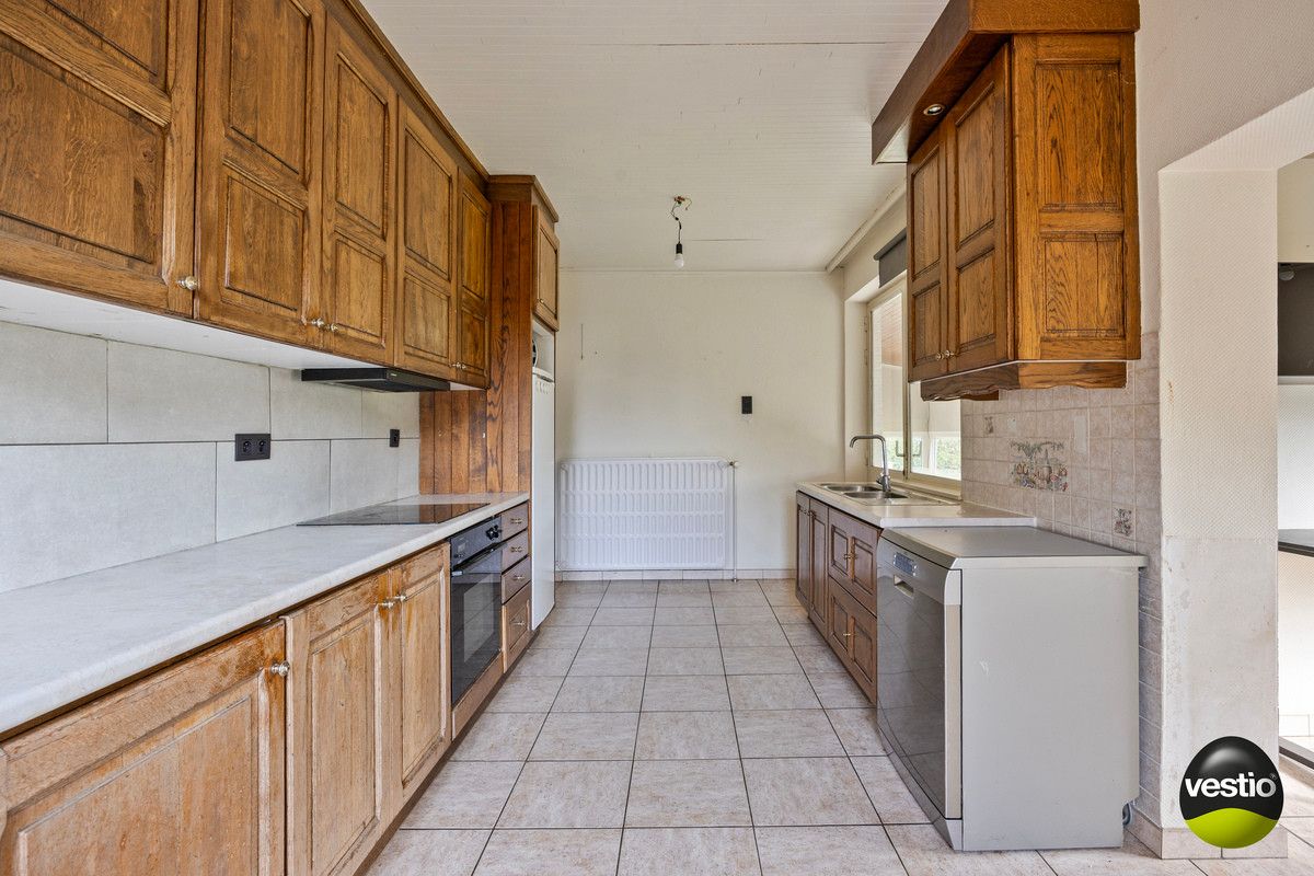 RUSTIG GELEGEN SPLIT LEVEL WONING OP 21A10CA TE KORTESSEM. foto 10