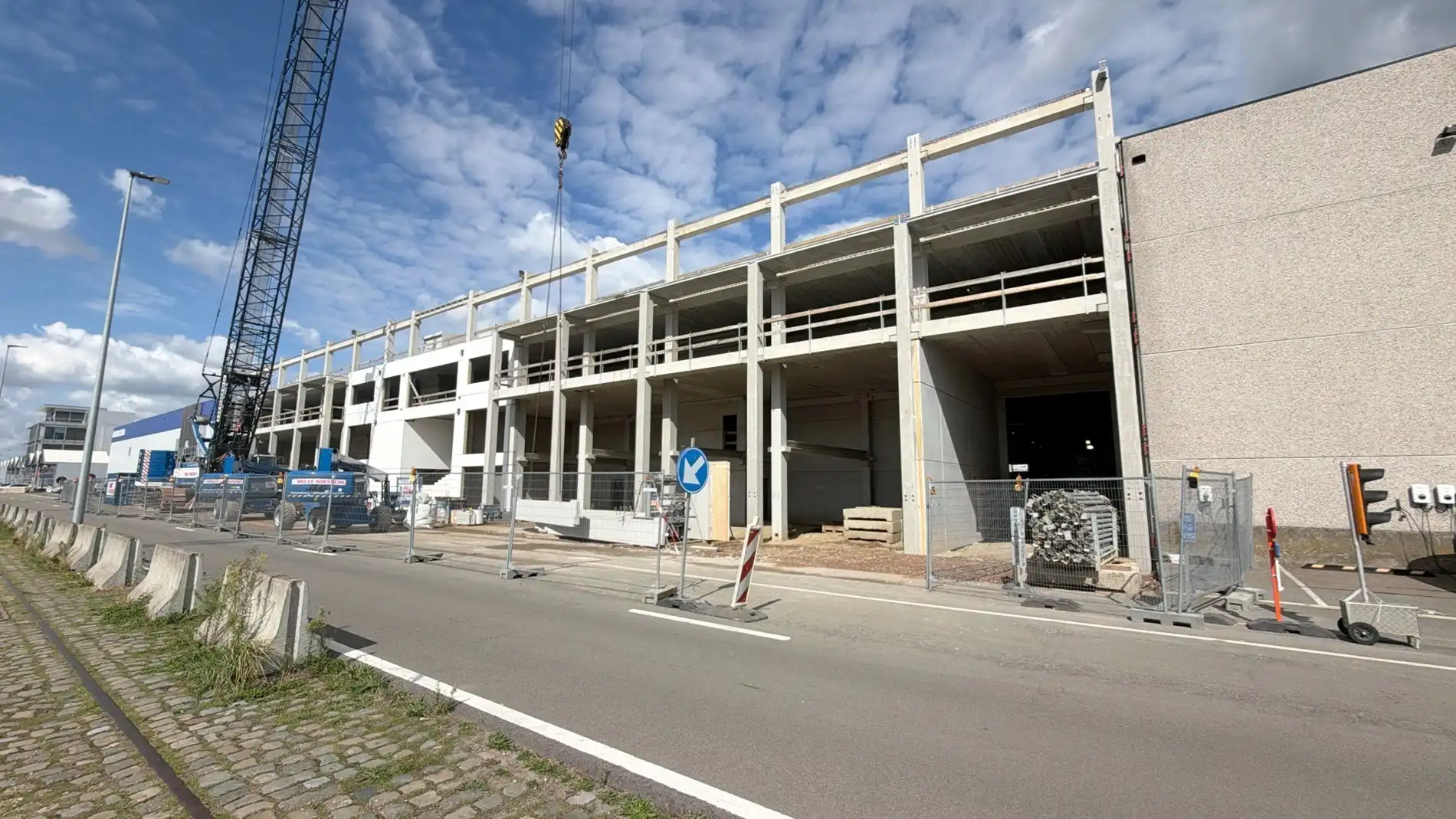 Nieuwbouw kantoorruimte met optioneel magazijn te huur in Antwerpen foto 6