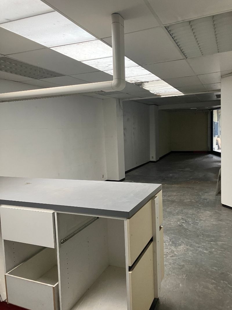 Ruim magazijn met appartement te koop – Centrum Oudenaarde! foto 15