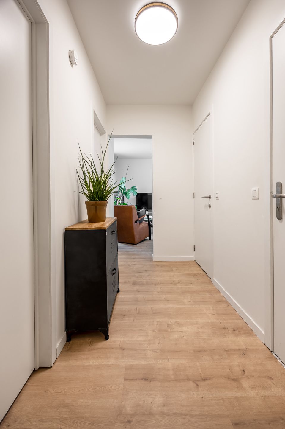 Instapklaar en prachtig gelegen appartement op een toplocatie in Deurne foto 2