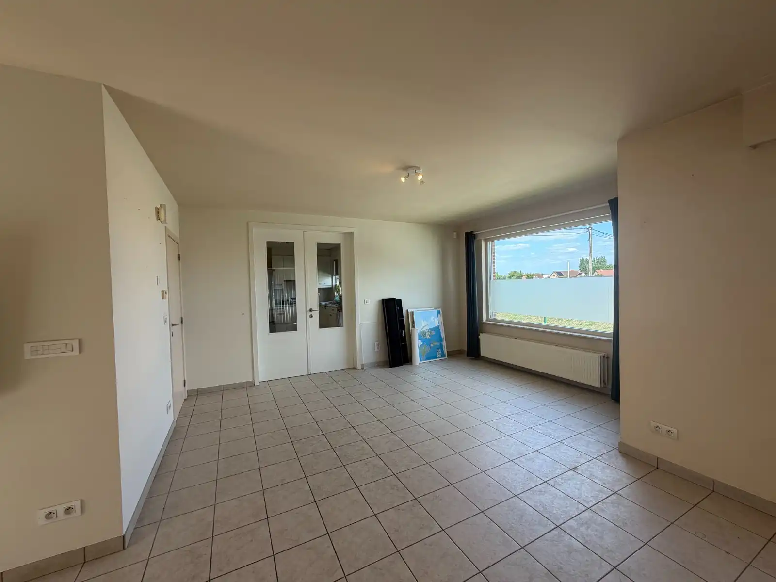 RUIME WONING MET 4 SLAAPKAMERS, 2 BADKAMERS, 2 GARAGES EN LANDELIJK UITZICHT foto 5