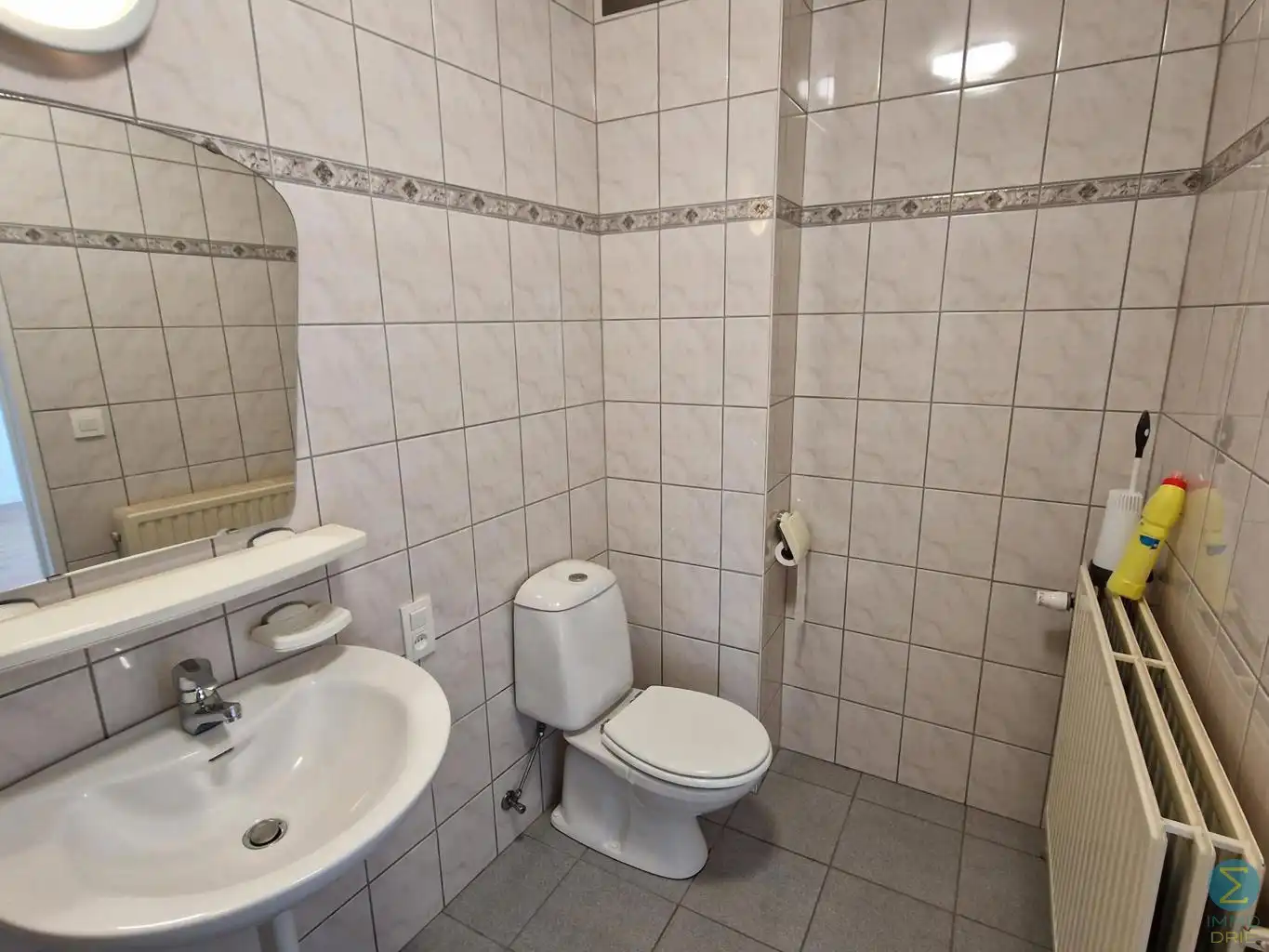 Woning met 3 slaapkamers en inpandige garage op 328m² foto 19