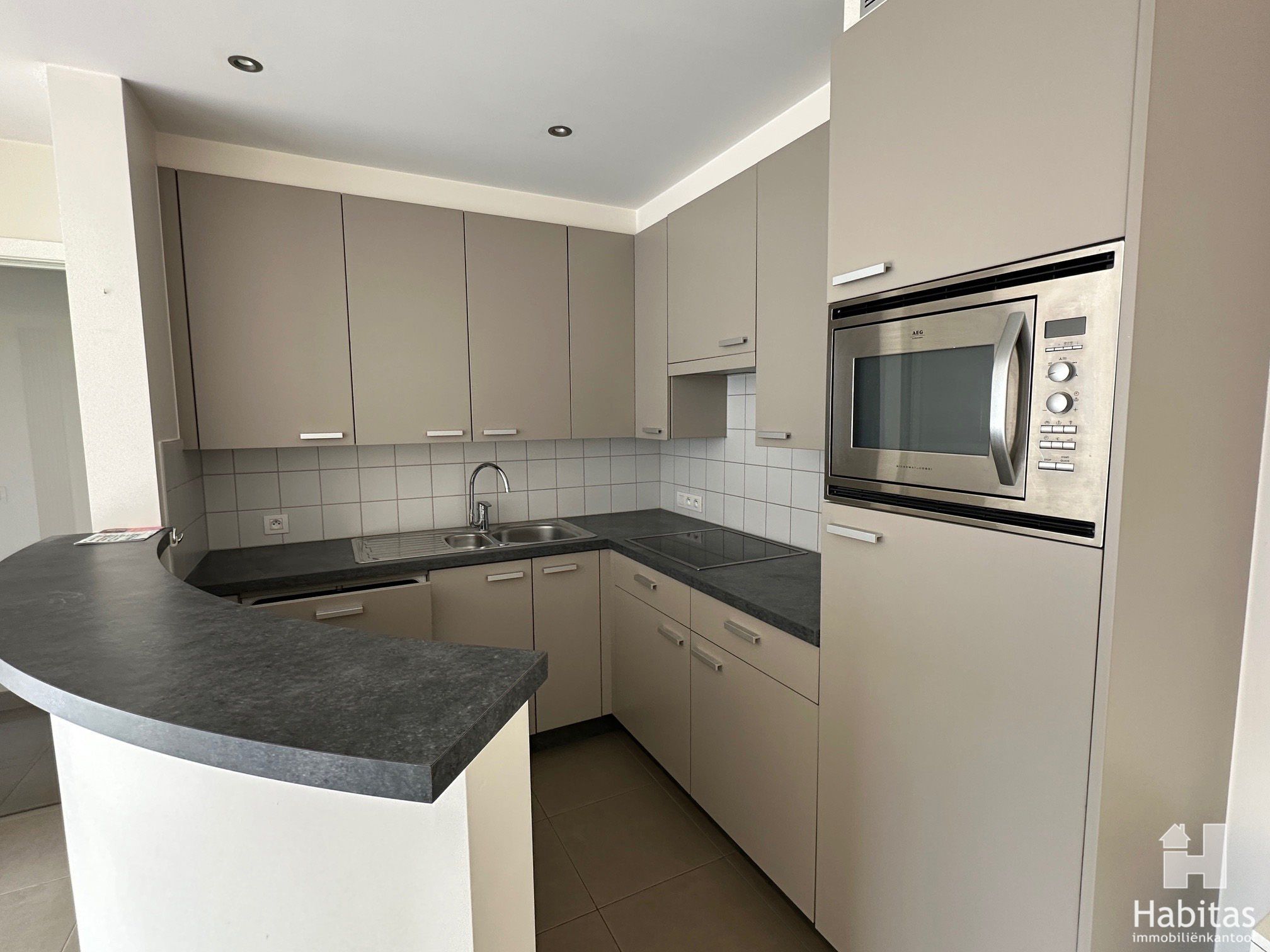 Instapklaar 2 slaapkamer appartement foto 6