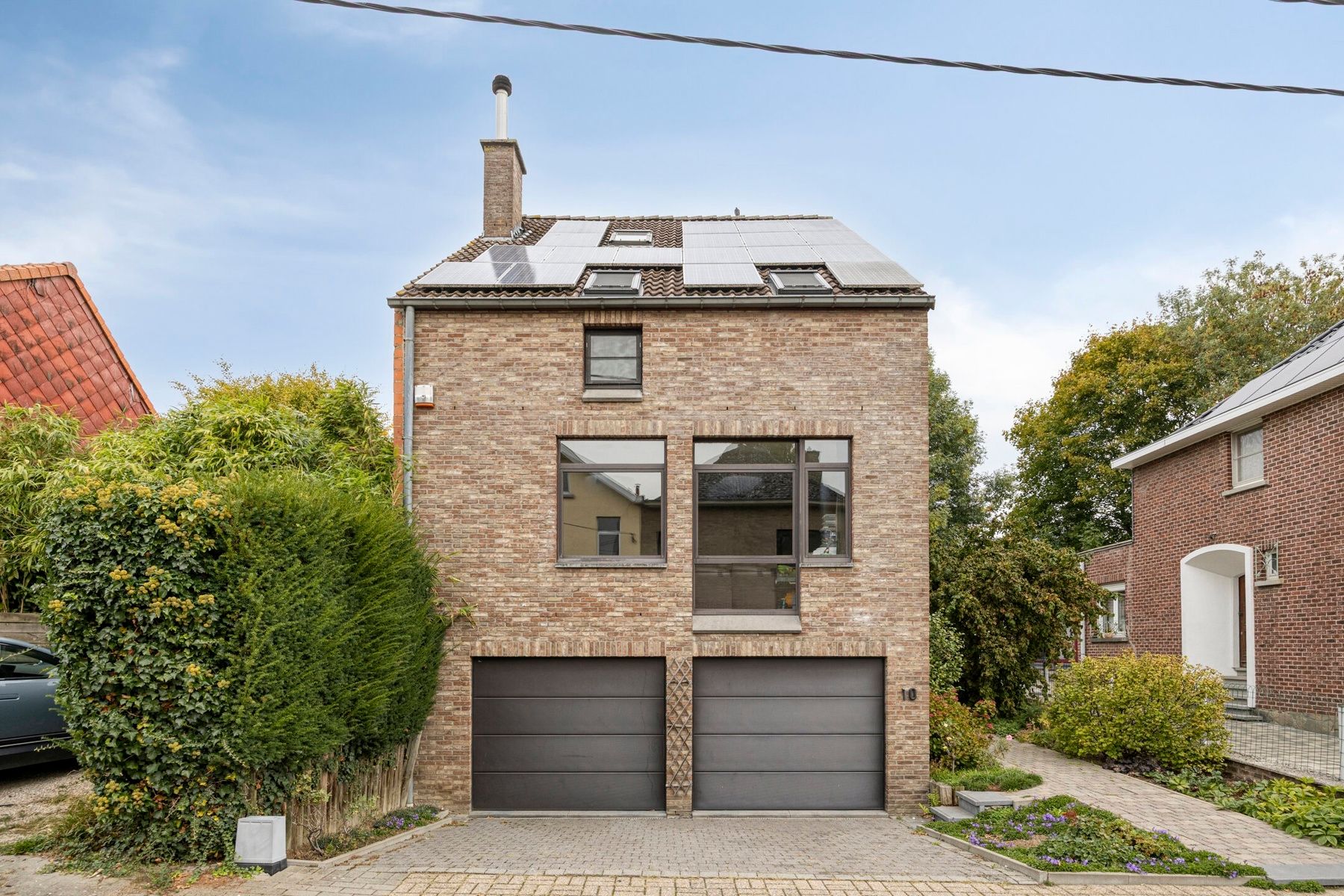 Karaktervolle en instapklare woning in het hart van Dilbeek foto 2