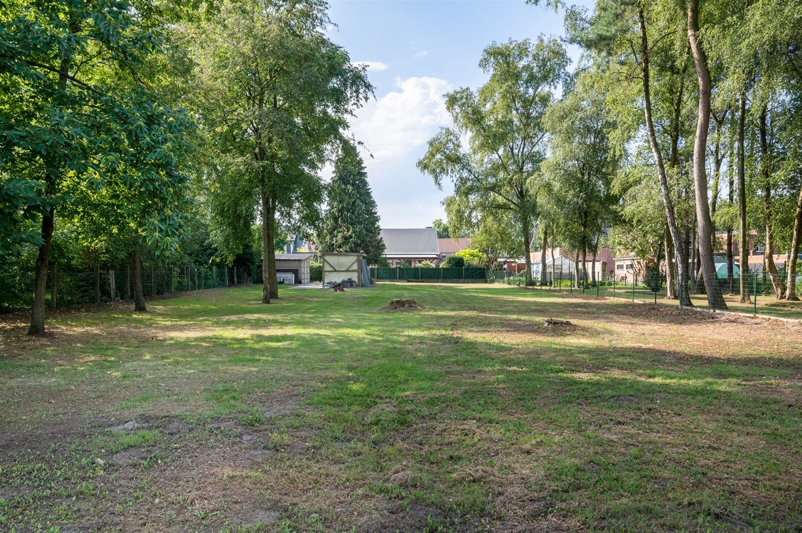 Laagbouwwoning met 3 slaapkamers op ca. 2.252m2 foto 7