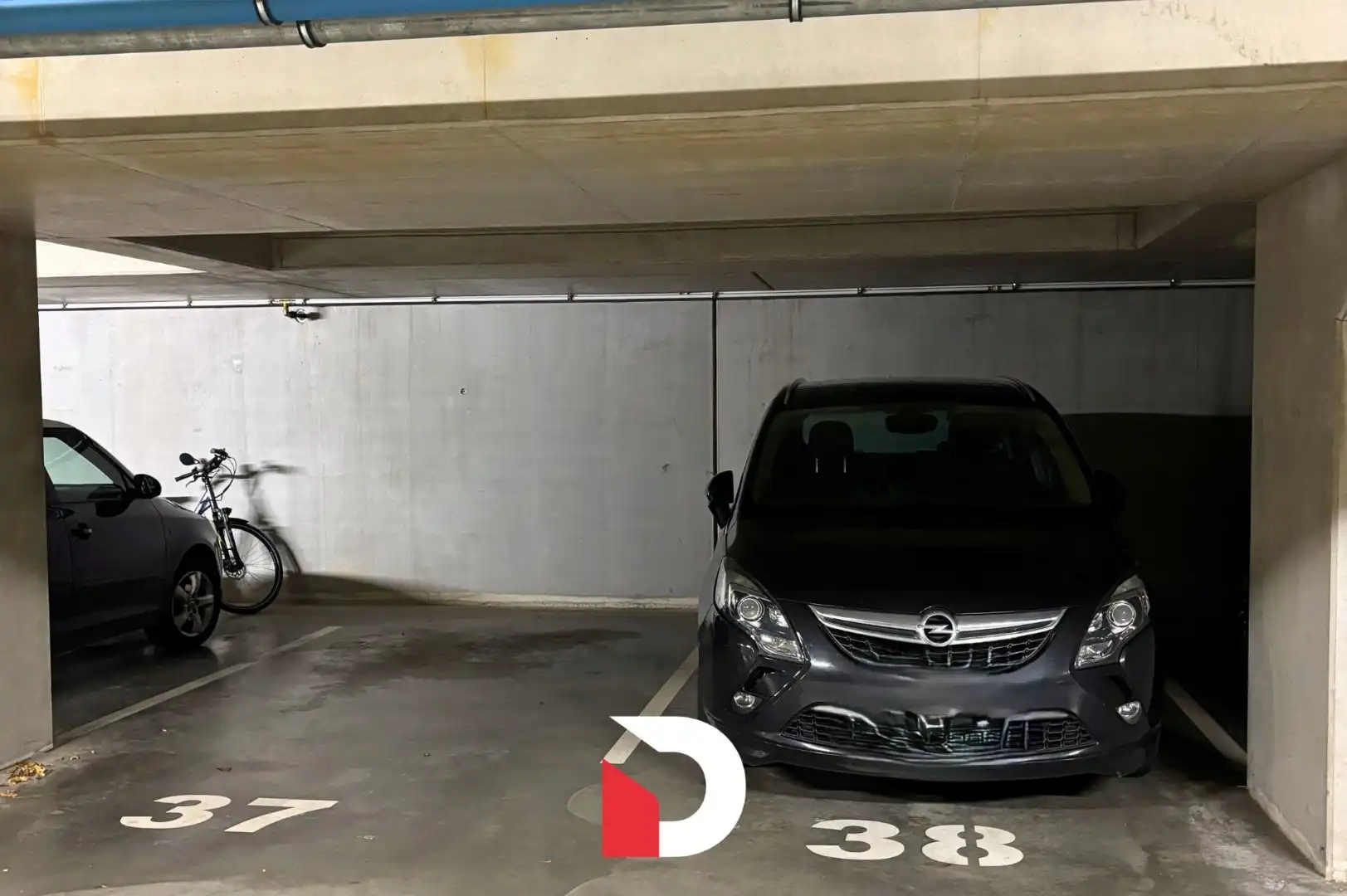 Dakappartment te Sin-Michiels met 2 slaapkamers en ruime terrassen foto 12