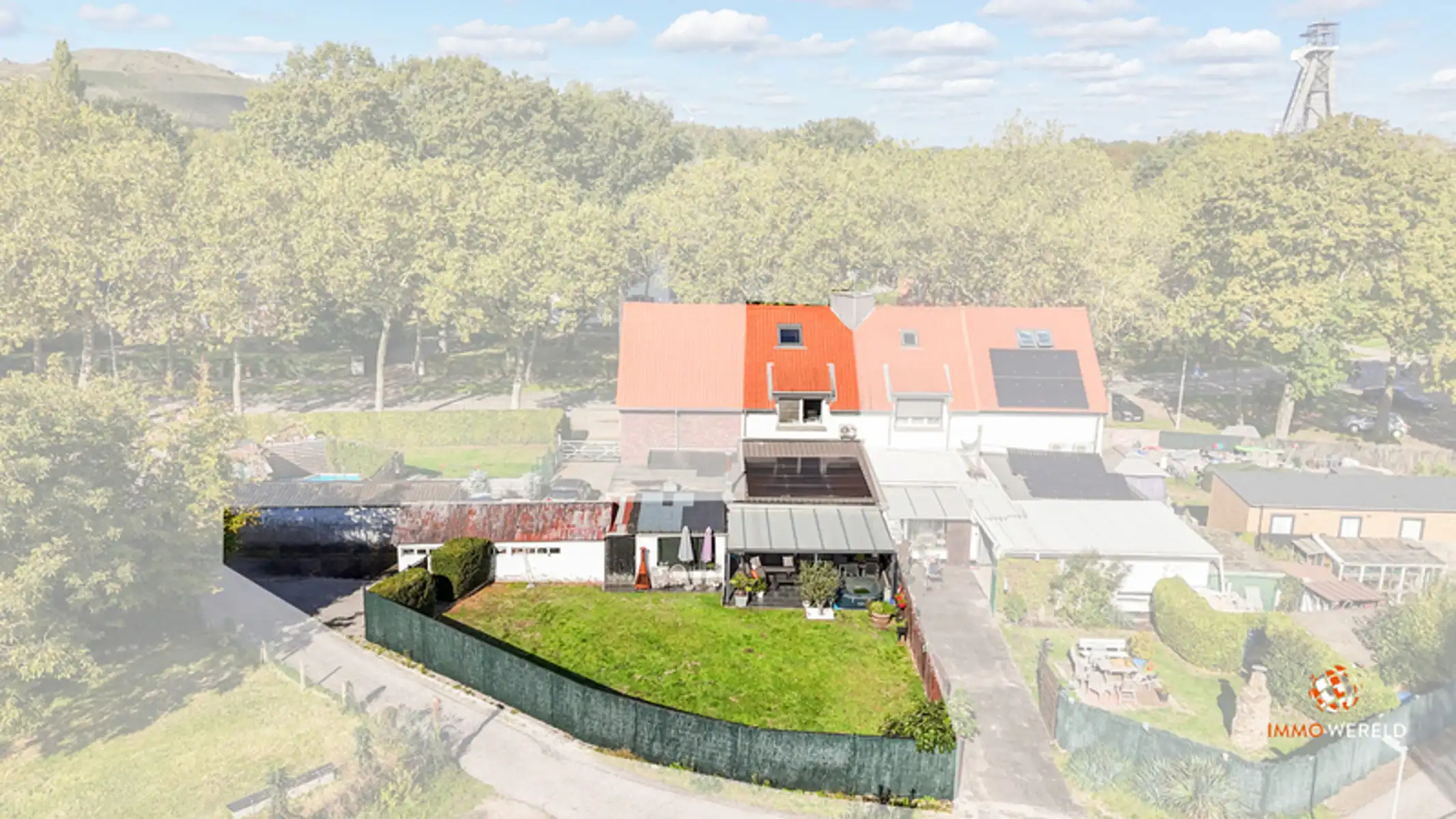 Prachtige gerenoveerde woning met 3 slaapkamers en grote tuin foto 28