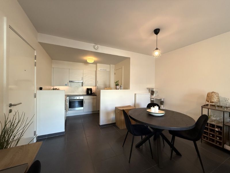 Leuk rustig gelegen appartement met terras in DOK NOORD foto 5