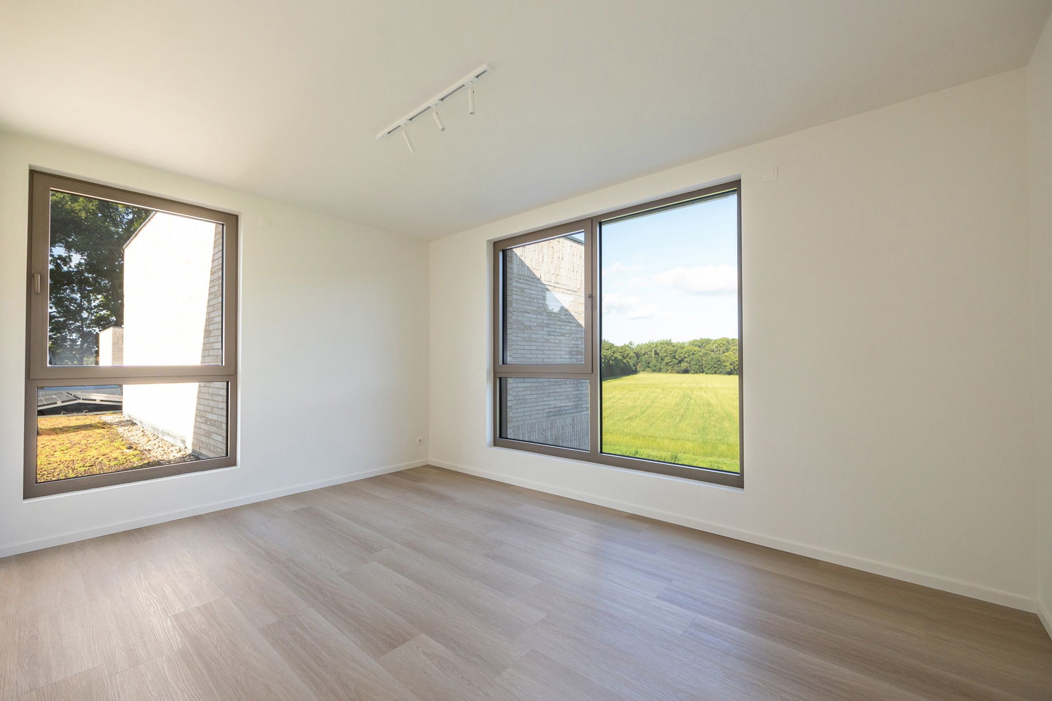 Nieuwbouwwoning met 3 slaapkamers en een prachtig open uitzicht foto 12