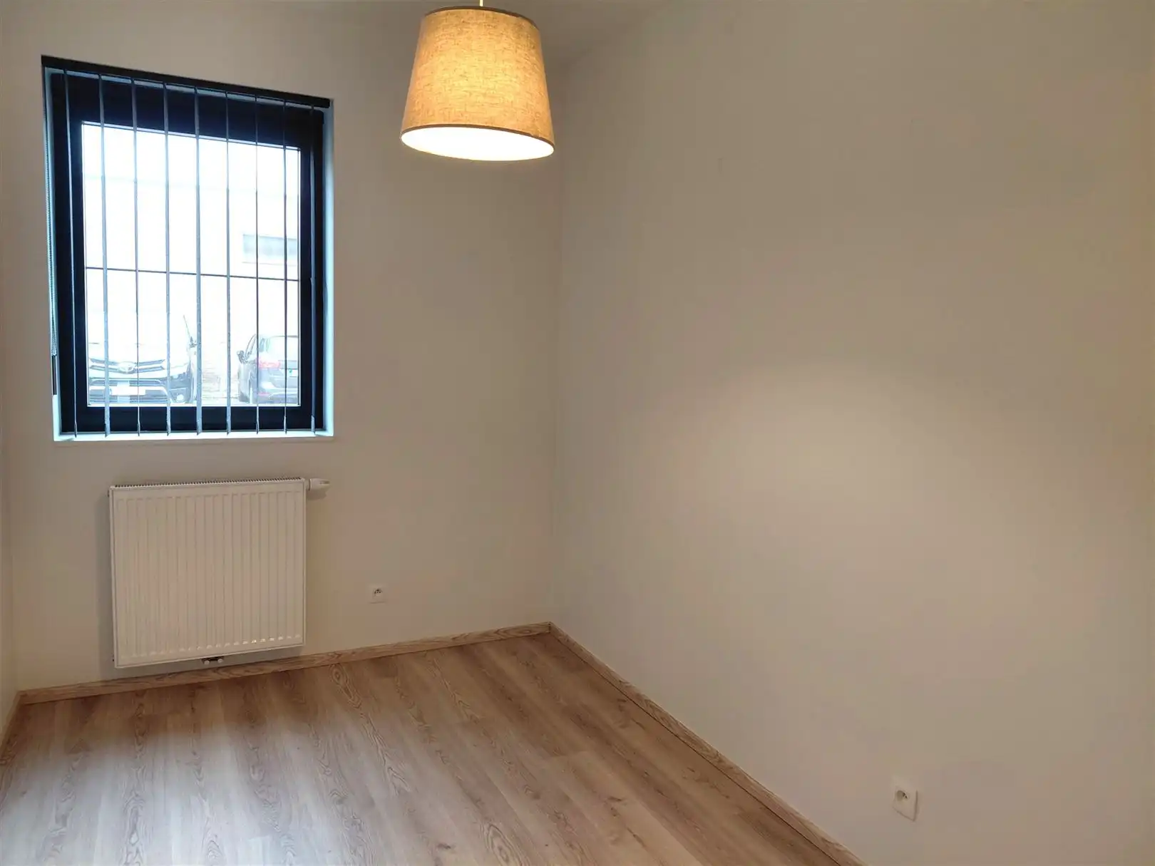TE HUUR: Gelijkvloers appartement met 2 slaapkamers te Heusden!  foto 12