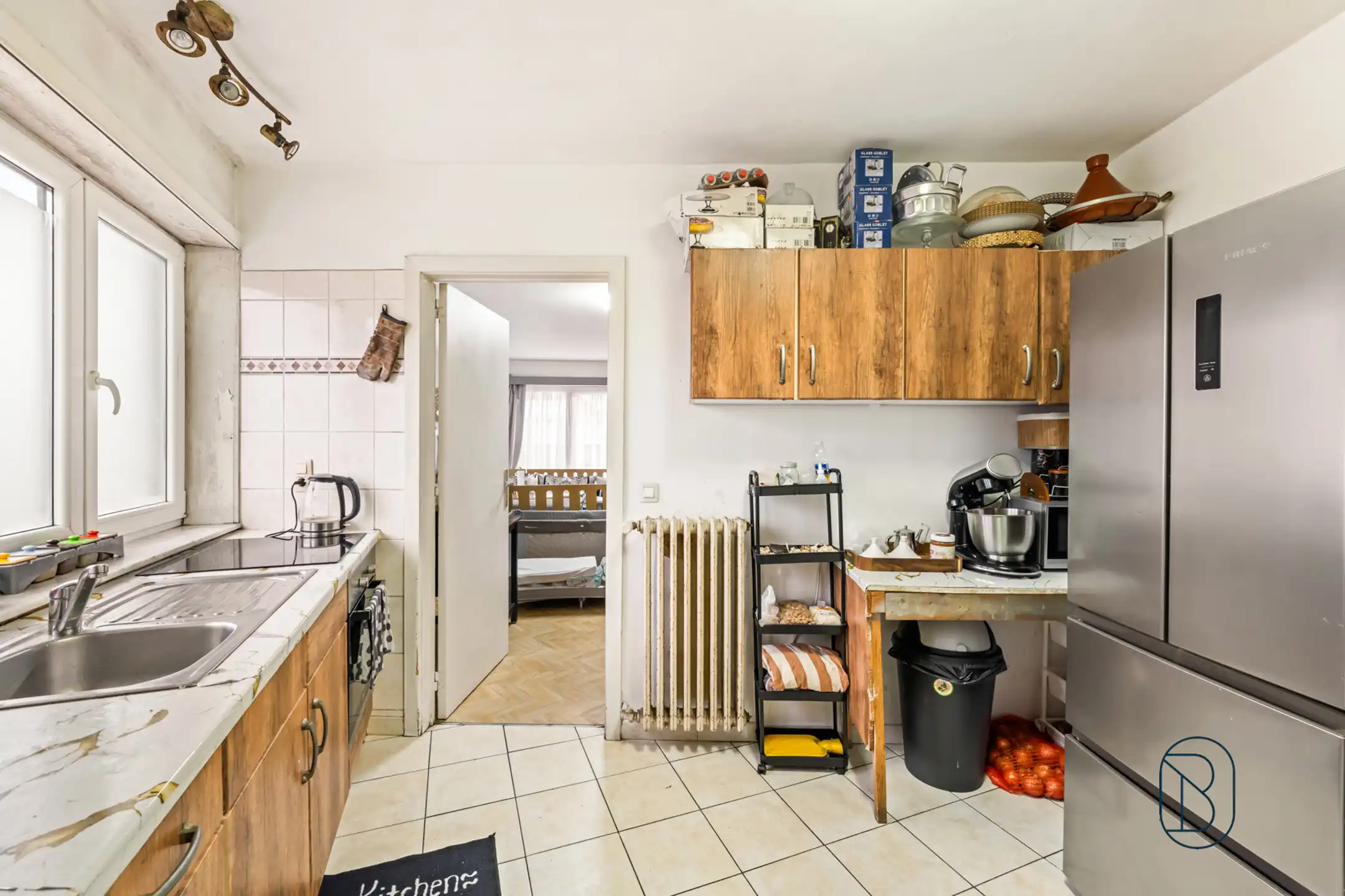 Topgelegen opbrengsteigendom: 3 appartementen en 3 garages foto 7