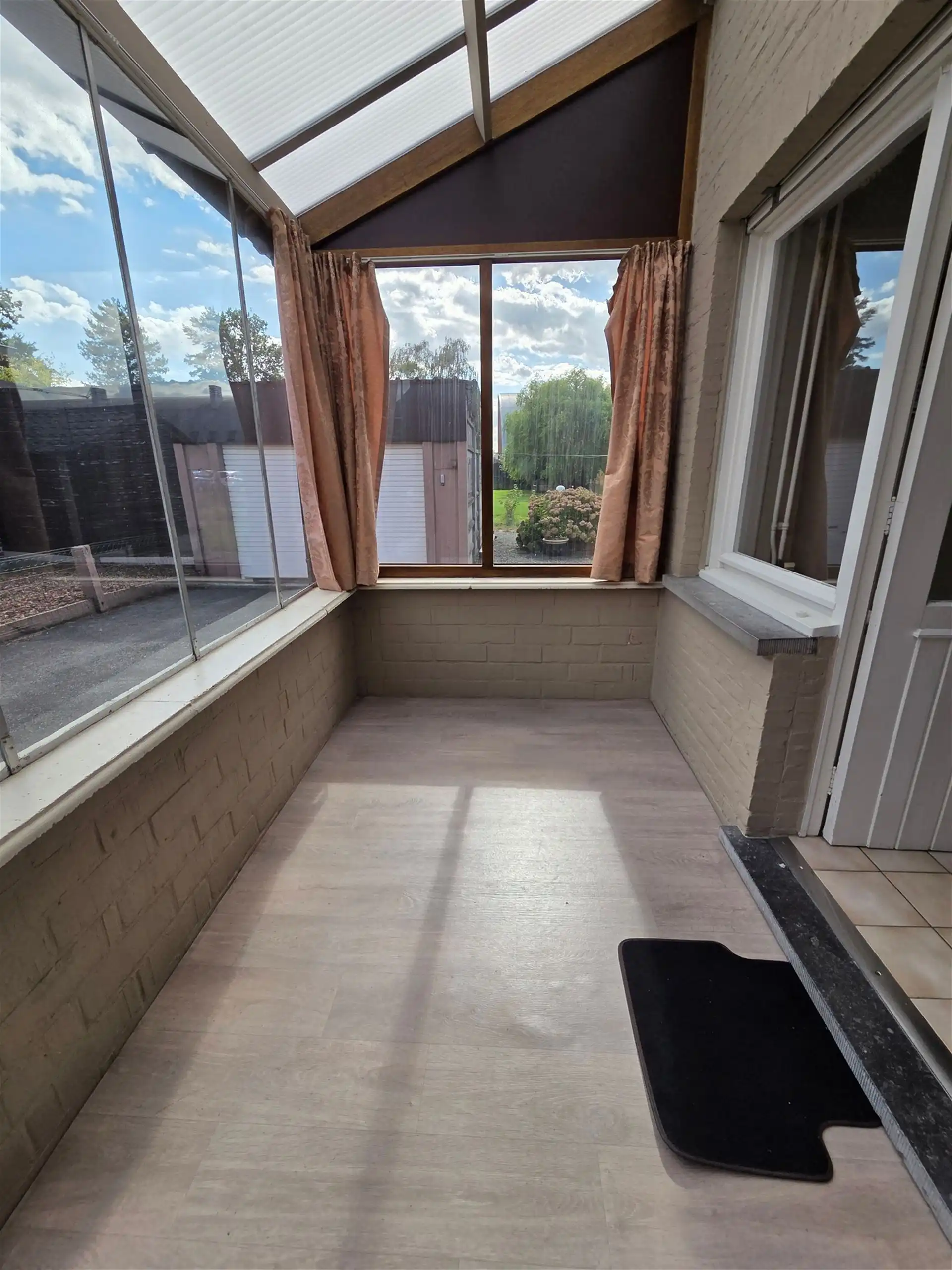 Charmante gezinswoning met 4 slpks op een mooi zuidgericht perceel van 990 m² foto 14