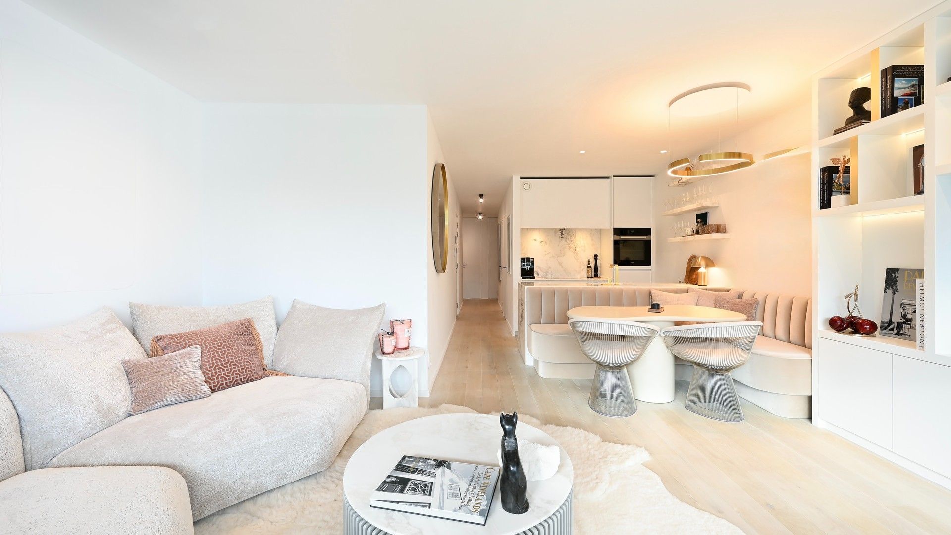 Subliem appartement met zonneterras, genietend van prachtige open zichten op het groen en de villa's van het Zoute. foto 7