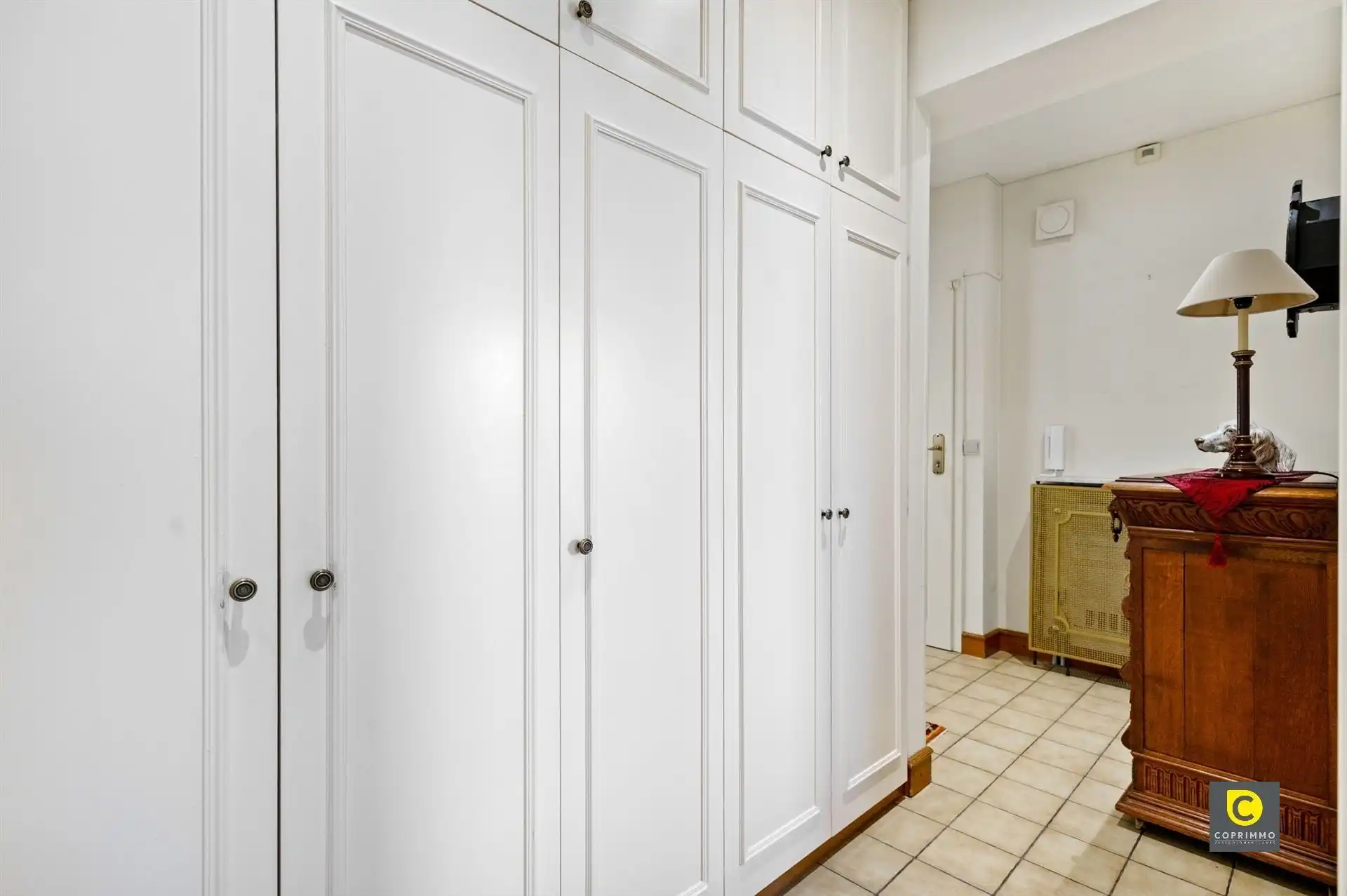 Mooi onderhouden 2 slaapkamer app foto 8