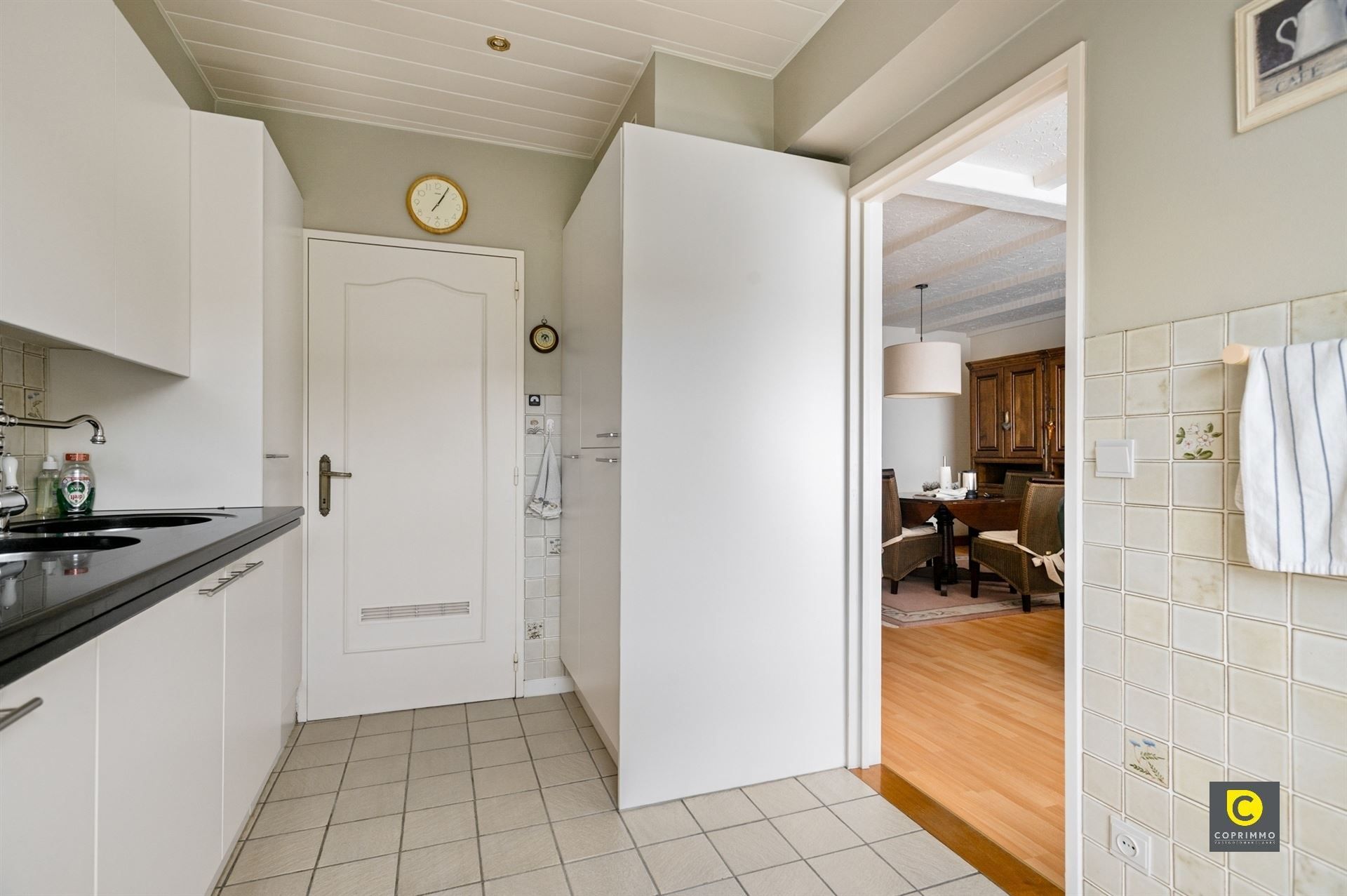 Mooi onderhouden 2 slaapkamer app foto 8